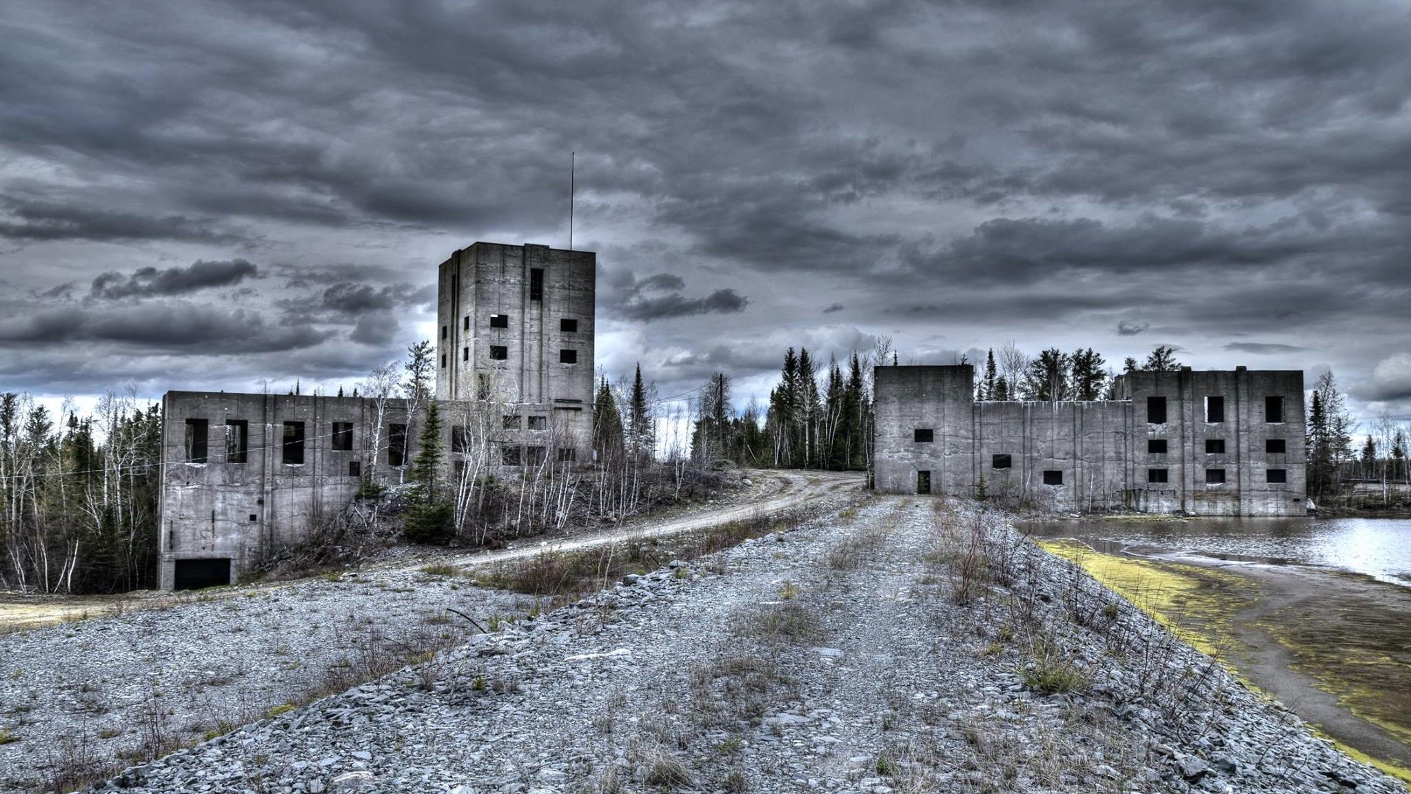 Un Couple De Rouyn Noranda Passionne Des Sites Abandonnes De L Abitibi Temiscamingue Radio Canada Ca