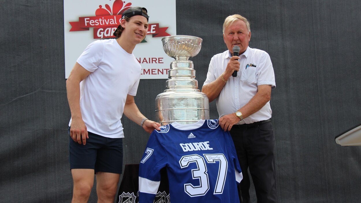 La coupe Stanley débarque à SaintNarcissedeBeaurivage Info Radio