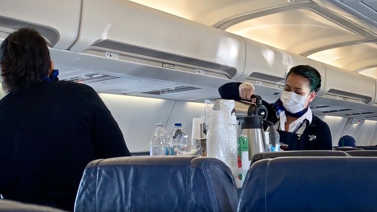 Action Lorsqu Un Avion Quitte Le Sol Pas de masque, pas de vol : WestJet bannira les passagers récalcitrants  pendant un an | Coronavirus | Radio-Canada.ca