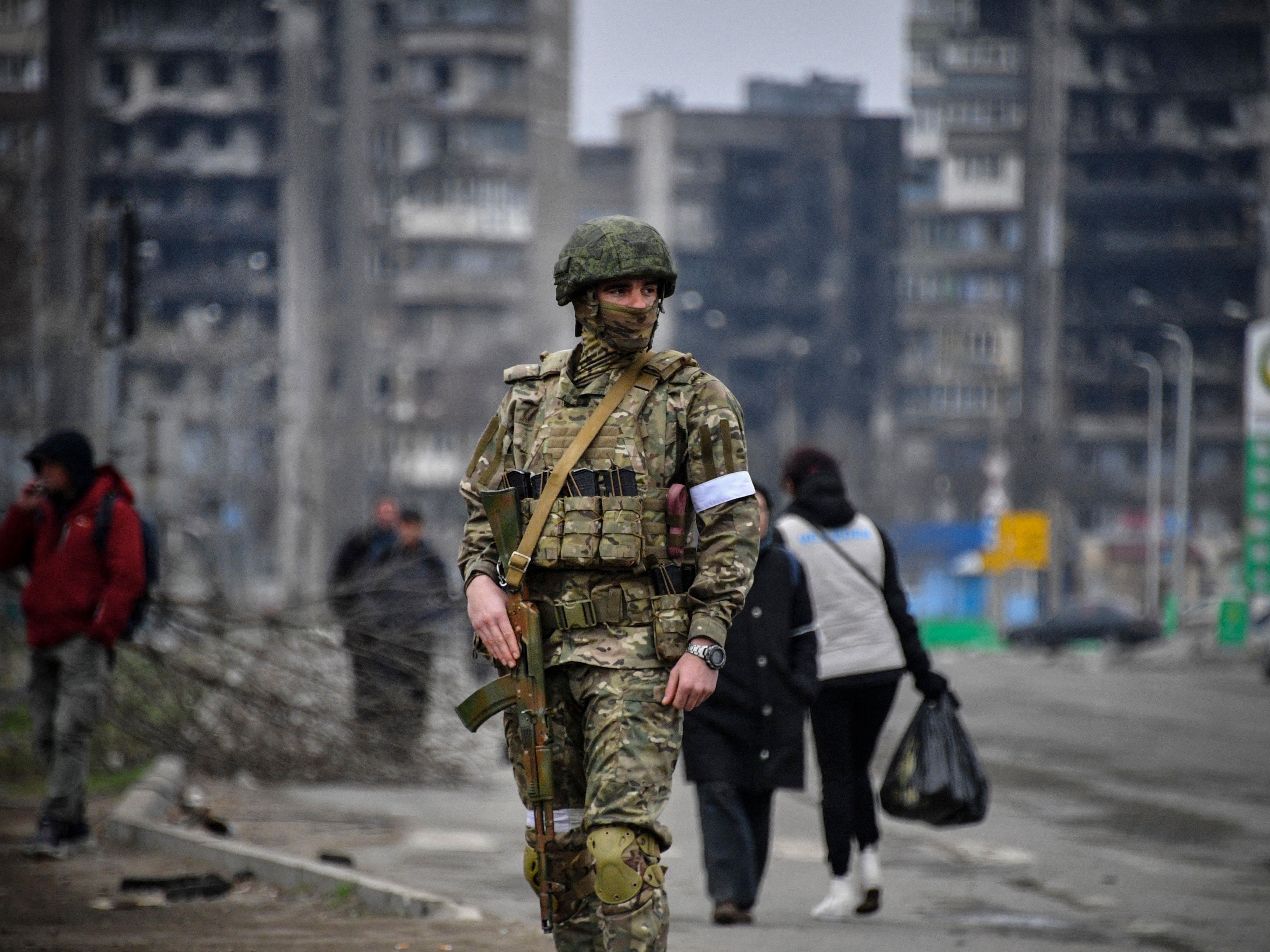 L Armee Francaise Vue Par Les Russes Vivre sous occupation russe : le témoignage d'un Canadien dans le sud de l'Ukraine  | Guerre en Ukraine | Radio-Canada.ca