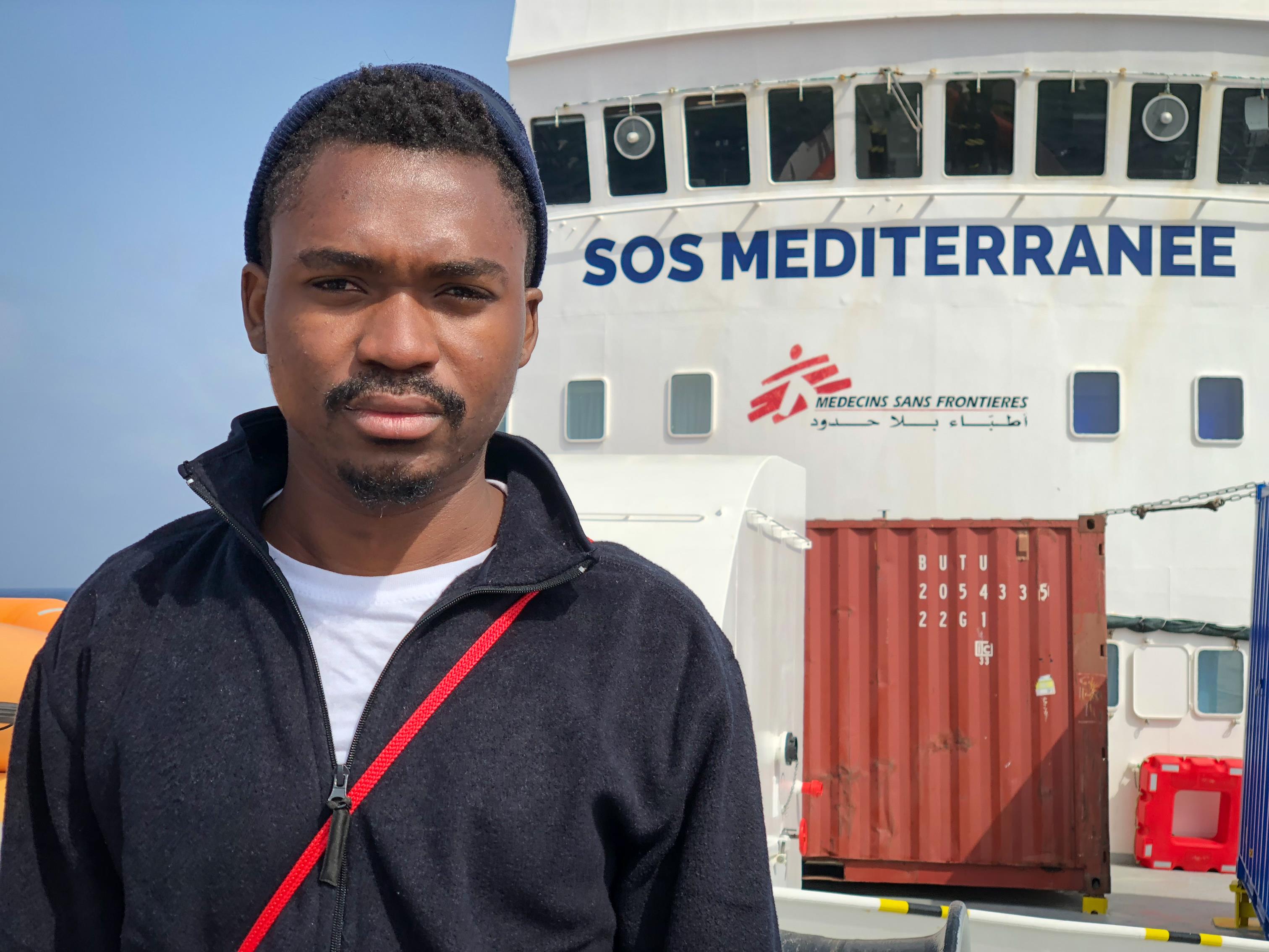 Coups de feu en l’air et coups de bâton, c’est le souvenir que garde Drissa Soumahoro de son « sauvetage » en janvier par les garde-côtes libyens.