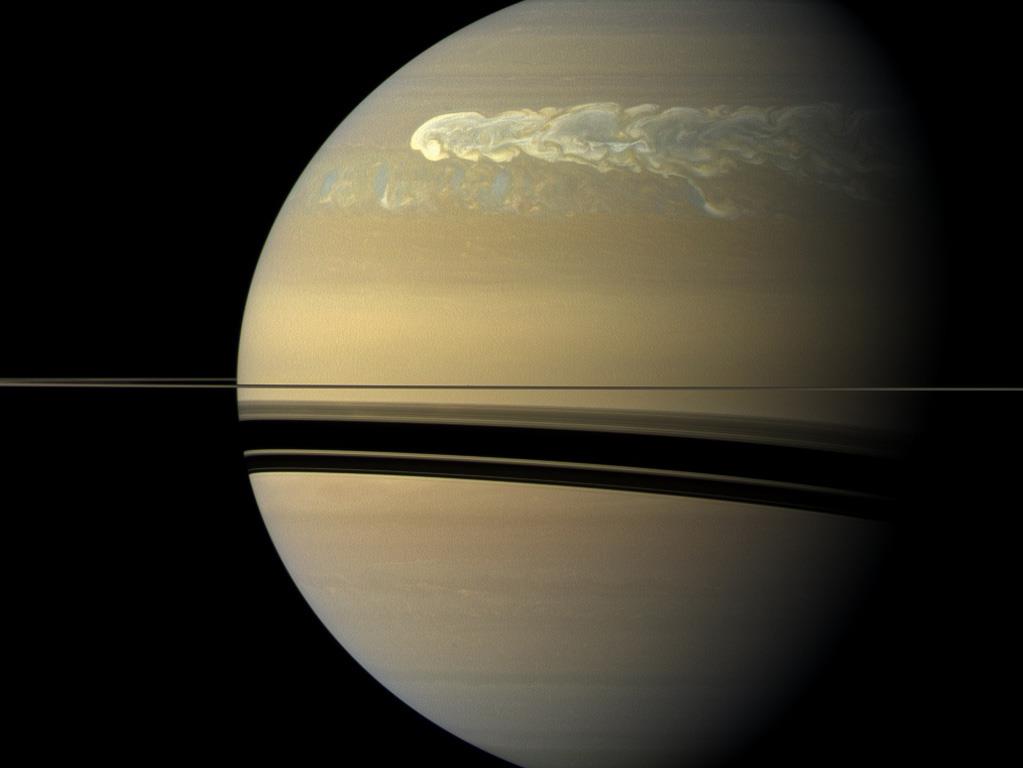 Une énorme tempête dans l'hémisphère Nord de Saturne