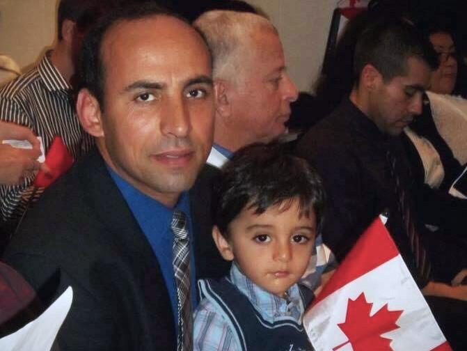 Saïd et son fils Zaky alors âgé de 4 ans.