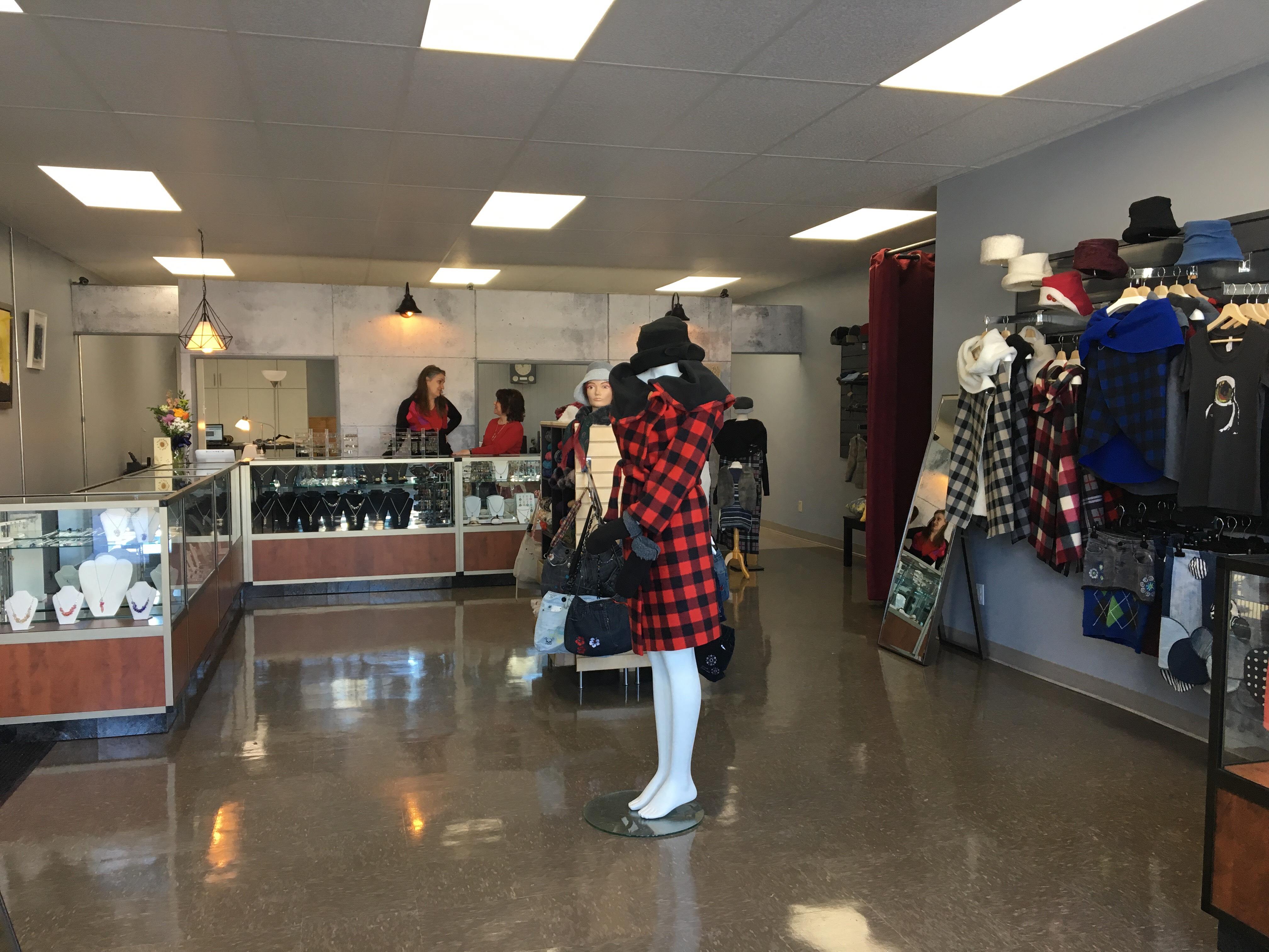 Une artisane prend le pari d'ouvrir une boutique au centreville de