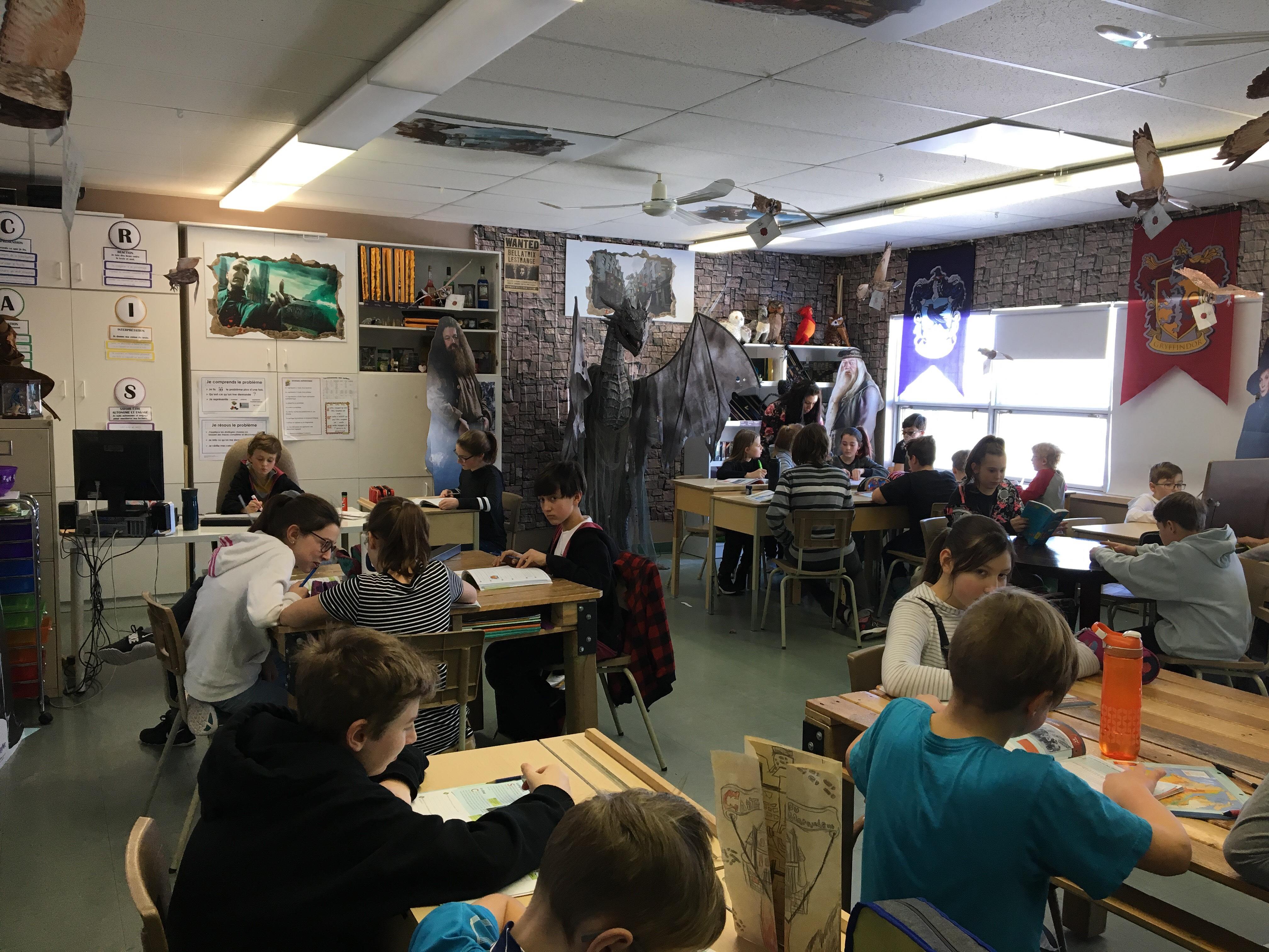 Quelle Est La Salle De Classe 2e Harry Potter La magie d'Harry Potter atteint l'École de Granada | Radio-Canada.ca