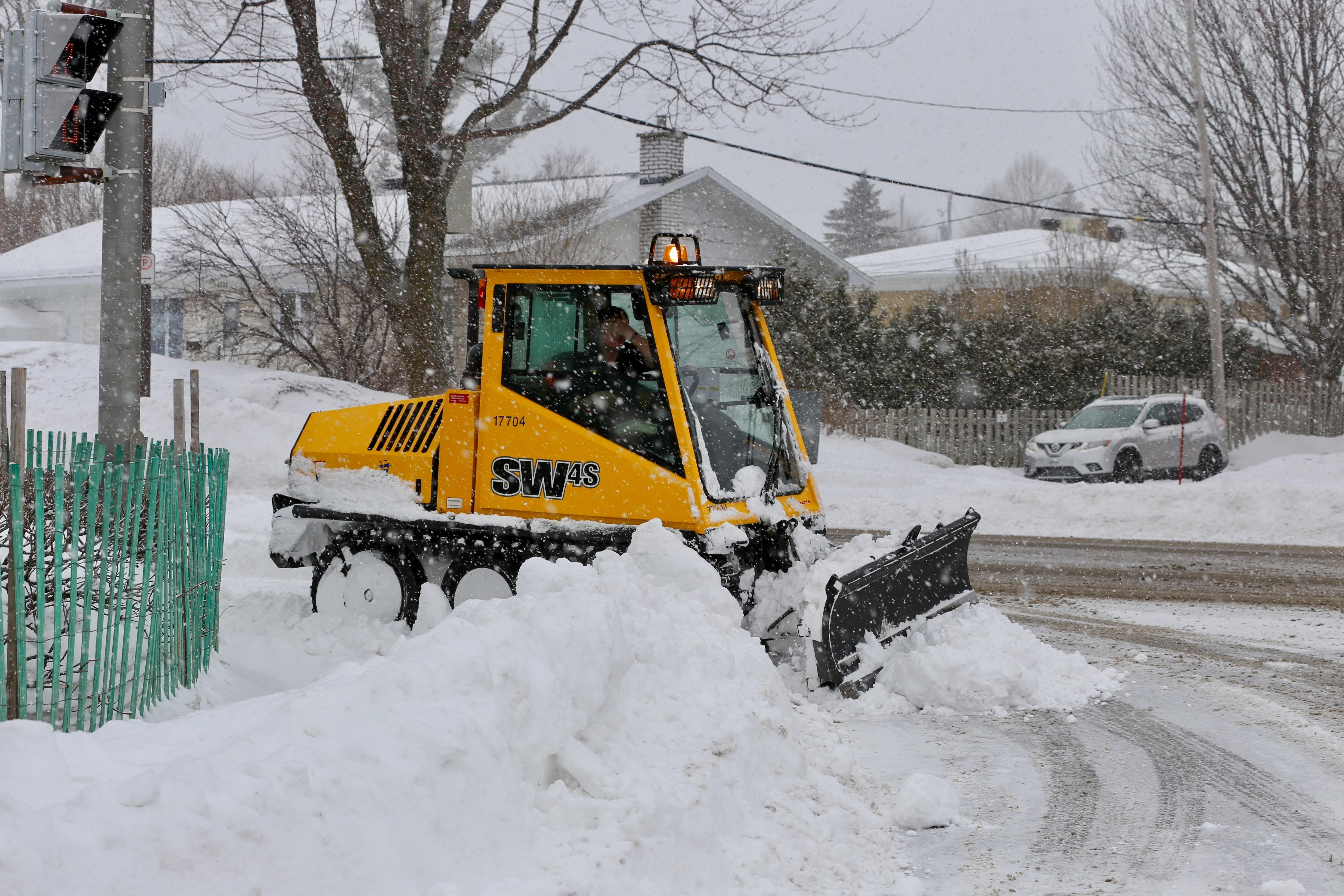 Québec se relève péniblement de la « pire tempête de l’hiver » Radio
