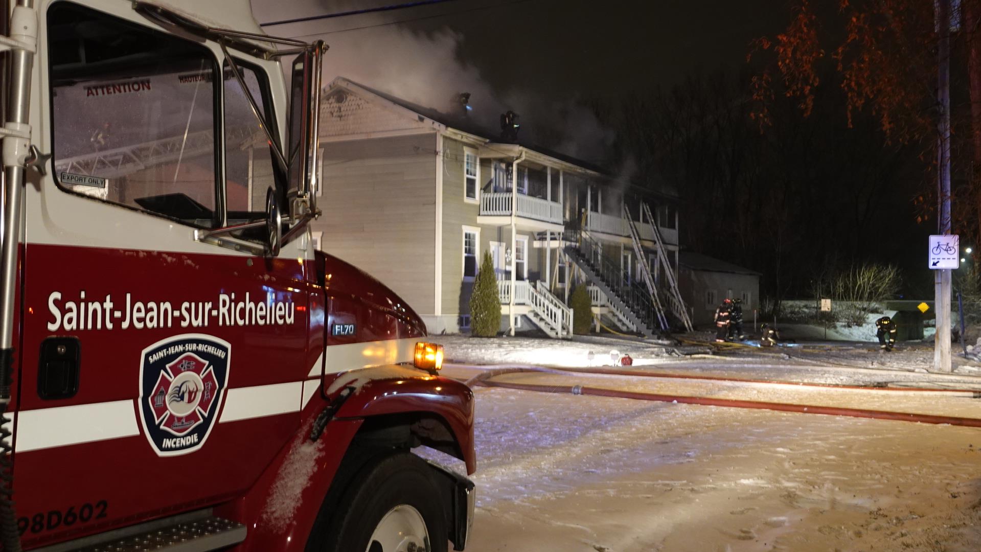 Deux incendies coup sur coup à SaintJeansurRichelieu RadioCanada.ca