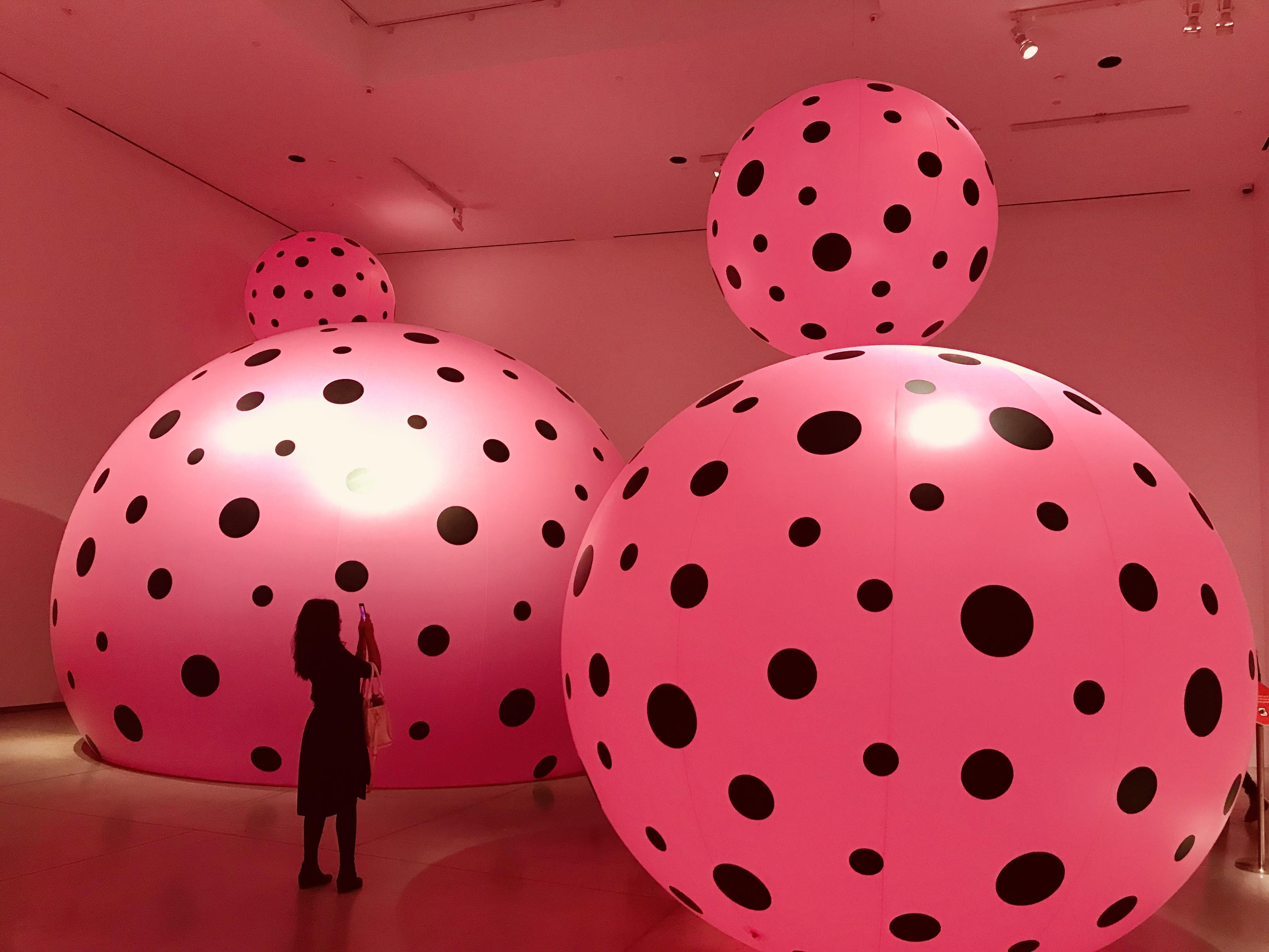 Le phénomène japonais Yayoi Kusama débarque à Toronto RadioCanada.ca