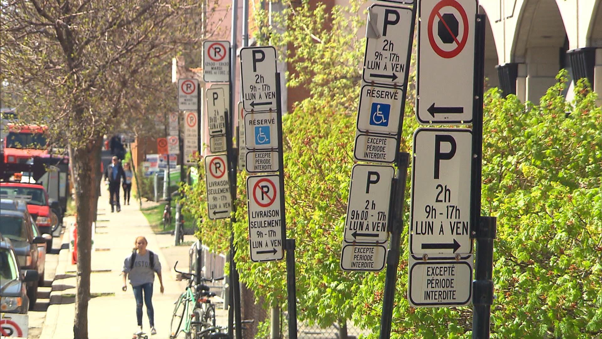 Signalisation Routiere Cachee Usee Confuse Et Critiquee A Montreal Radio Canada Ca