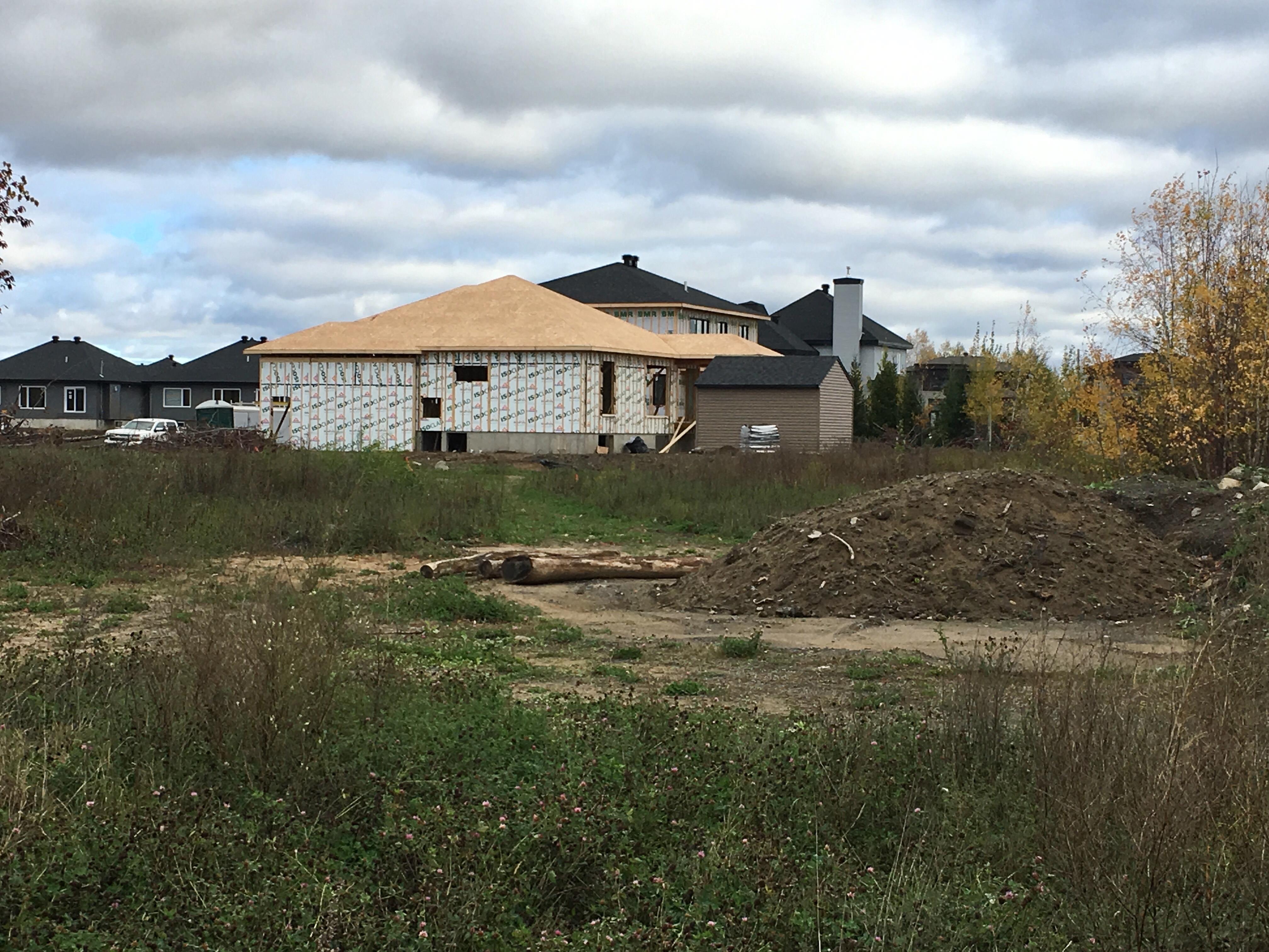 La commission scolaire s'invite dans la campagne électorale à Sainte