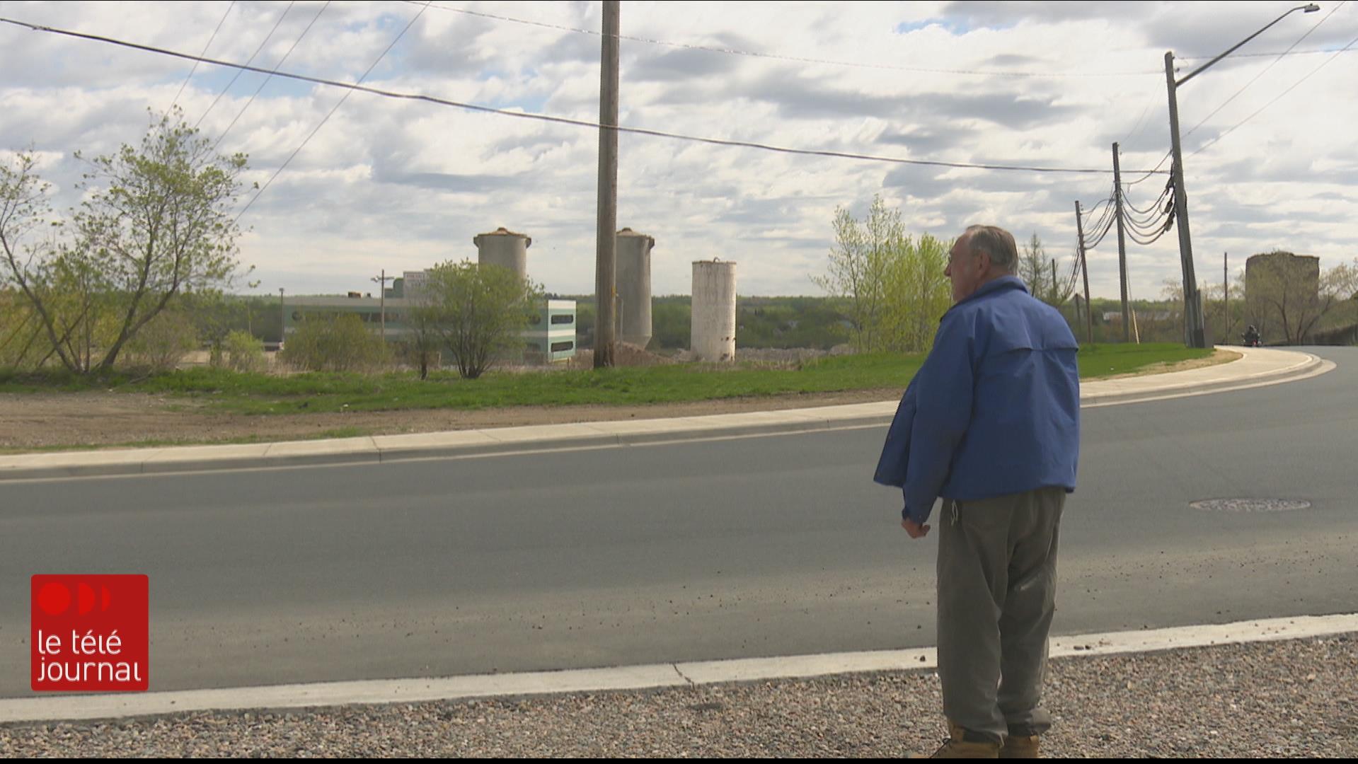 Les citoyens de Bathurst impatients de voir l'usine Smurfit-Stone rasée ...