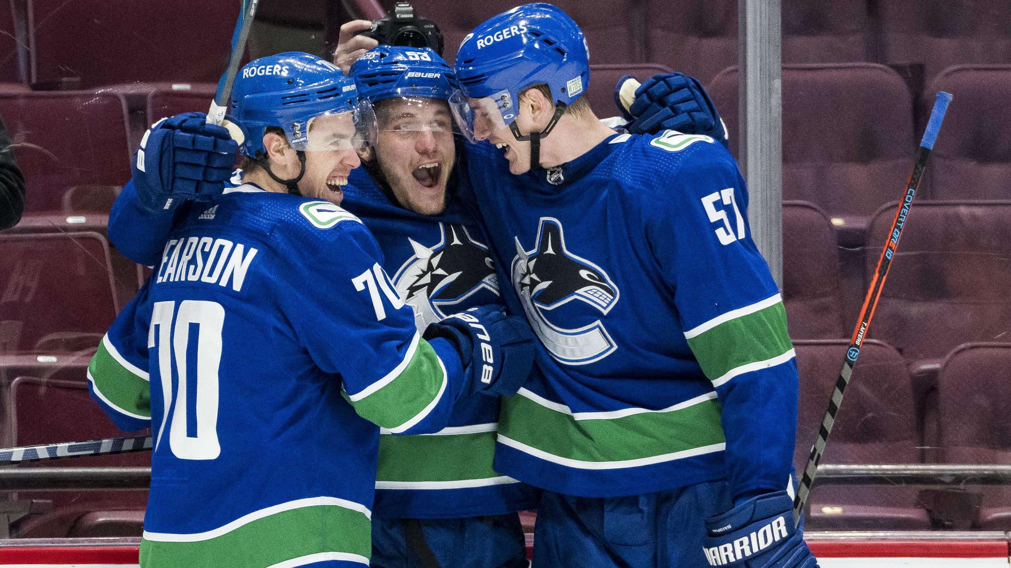 Les Canucks Reviennent Au Jeu En Surprenant Les Leafs En Prolongation ...