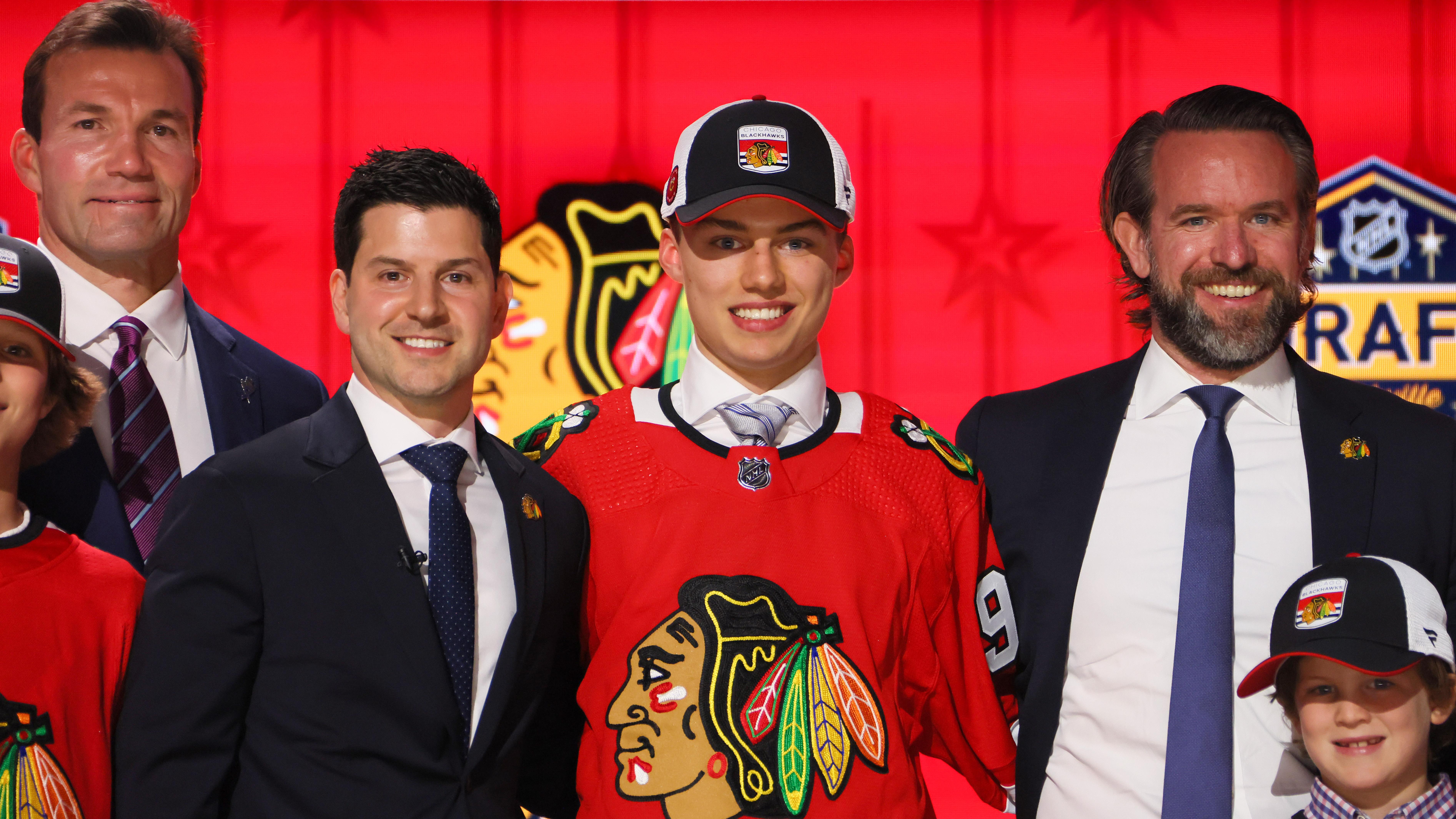 Connor Bedard in a Chicago Blackhawks uniform.