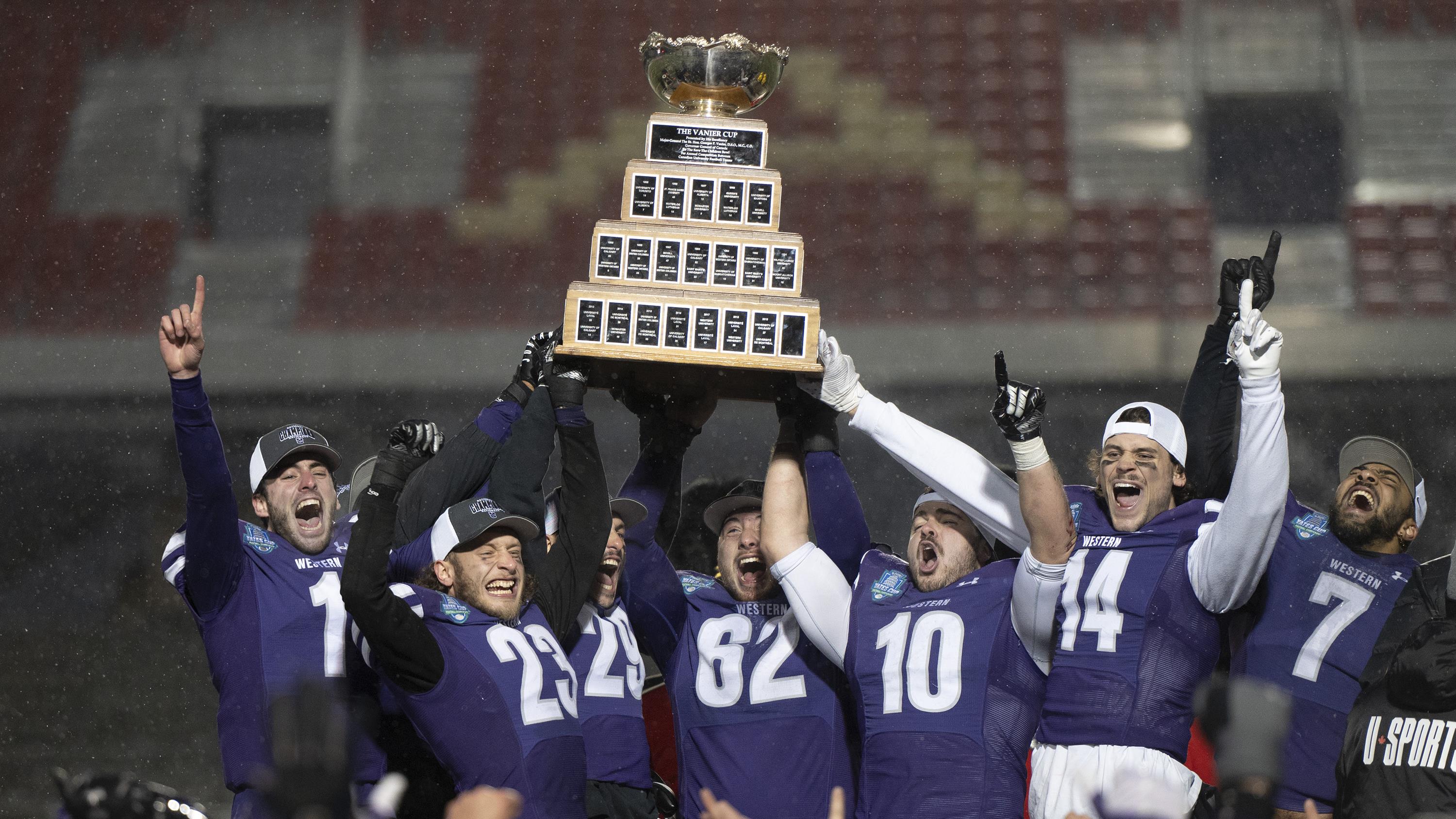 Un ancien des Matadors de Mathieu-Martin remporte la Coupe Vanier
Un ancien des Matadors de Mathieu-Martin remporte la Coupe Vanier