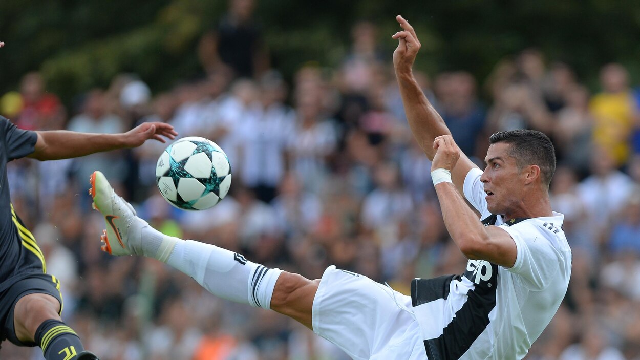 Combien De But A Marqué Ronaldo Avec La Juventus Cristiano Ronaldo marque ses premiers buts avec la Juventus | Radio