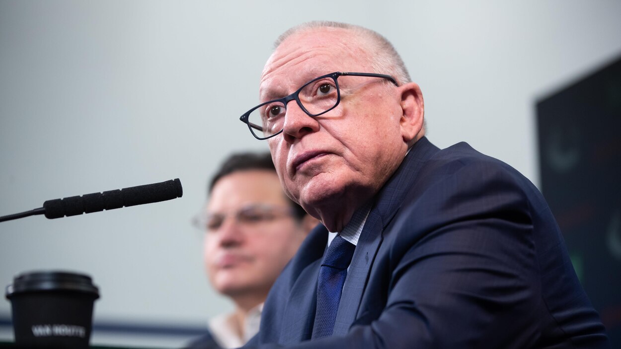 Jim Rutherford signe une prolongation de contrat de trois ans avec les ...