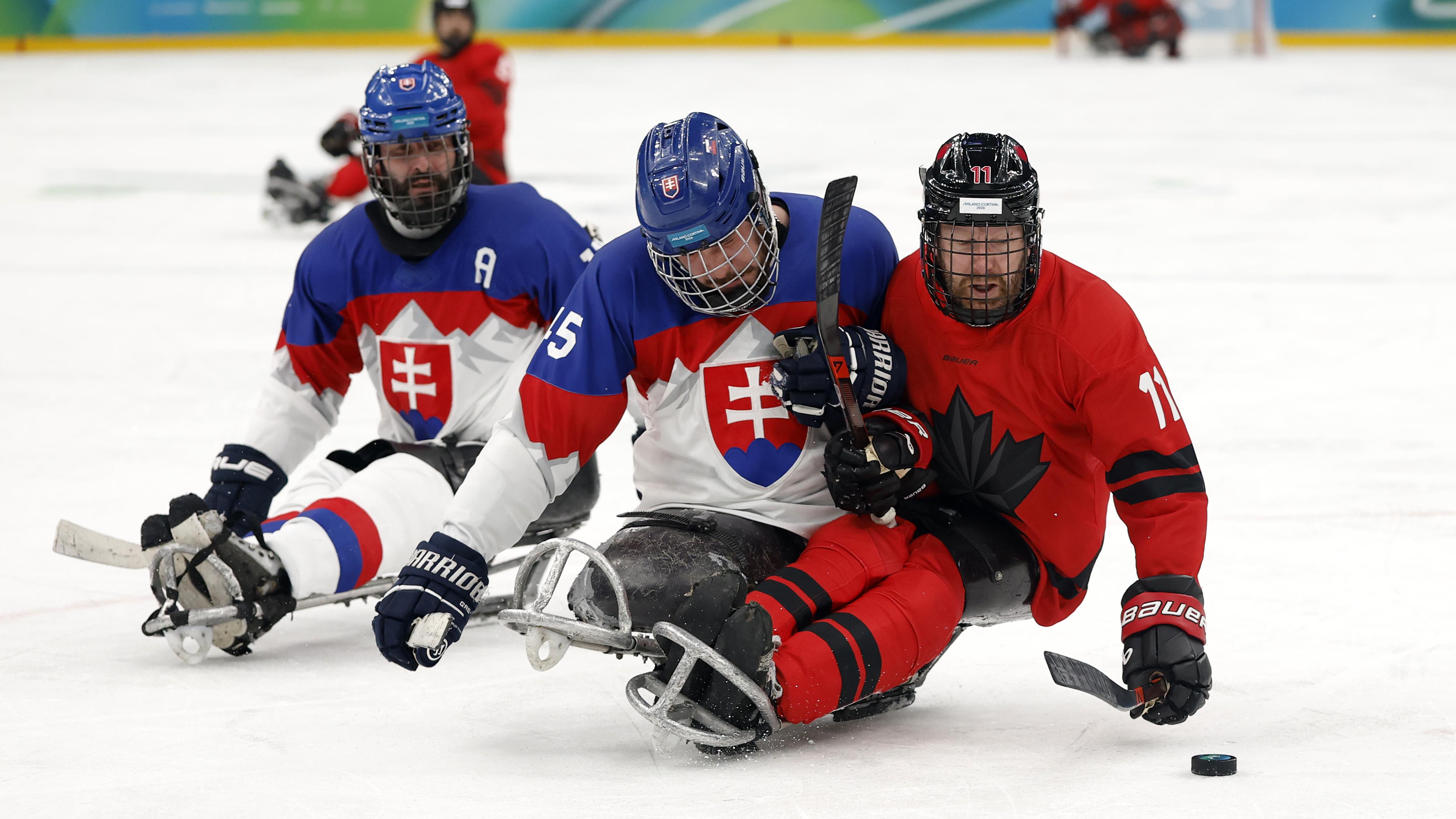 Le Canada entame les Jeux Paralympiques avec une victoire écrasante en para-hockey