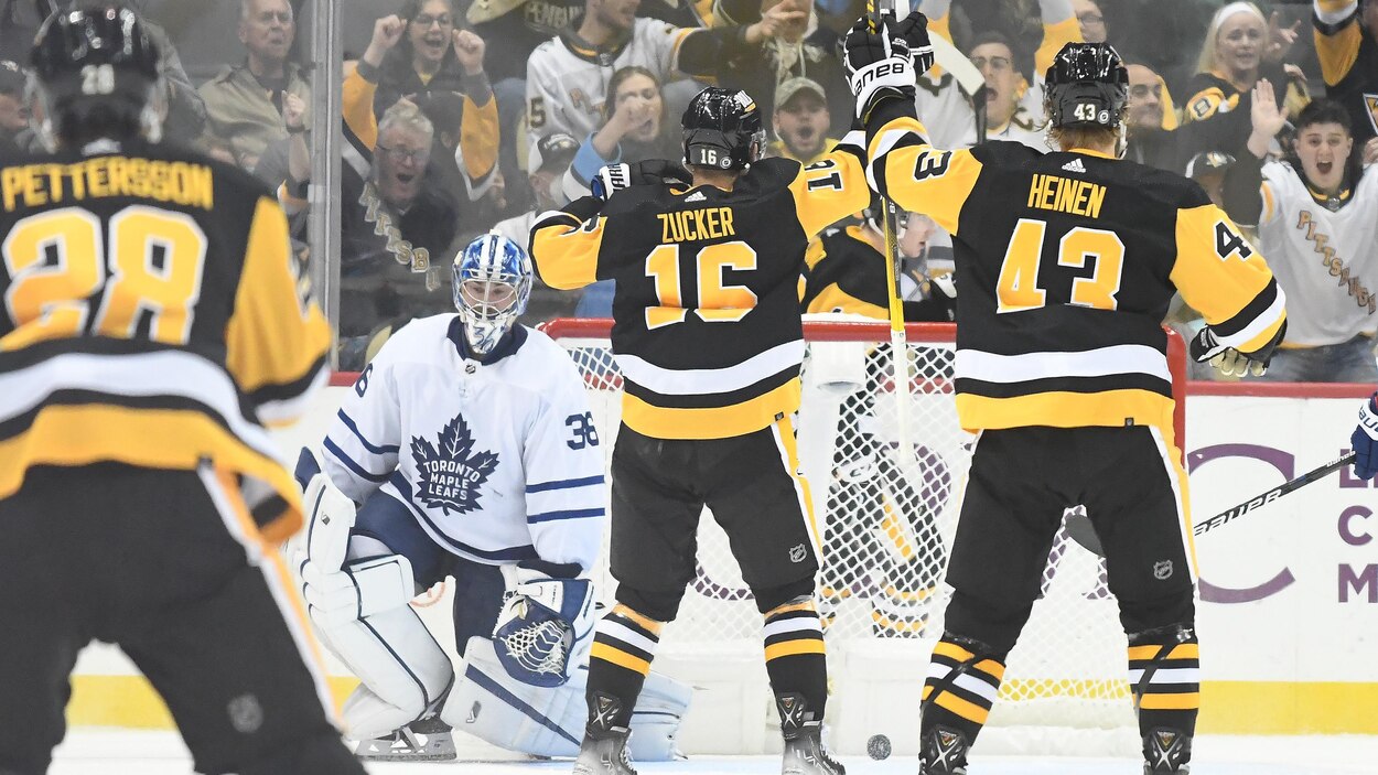 O'Connor, Pettersson help Penguins rout Maple Leafs 7-1 - The San