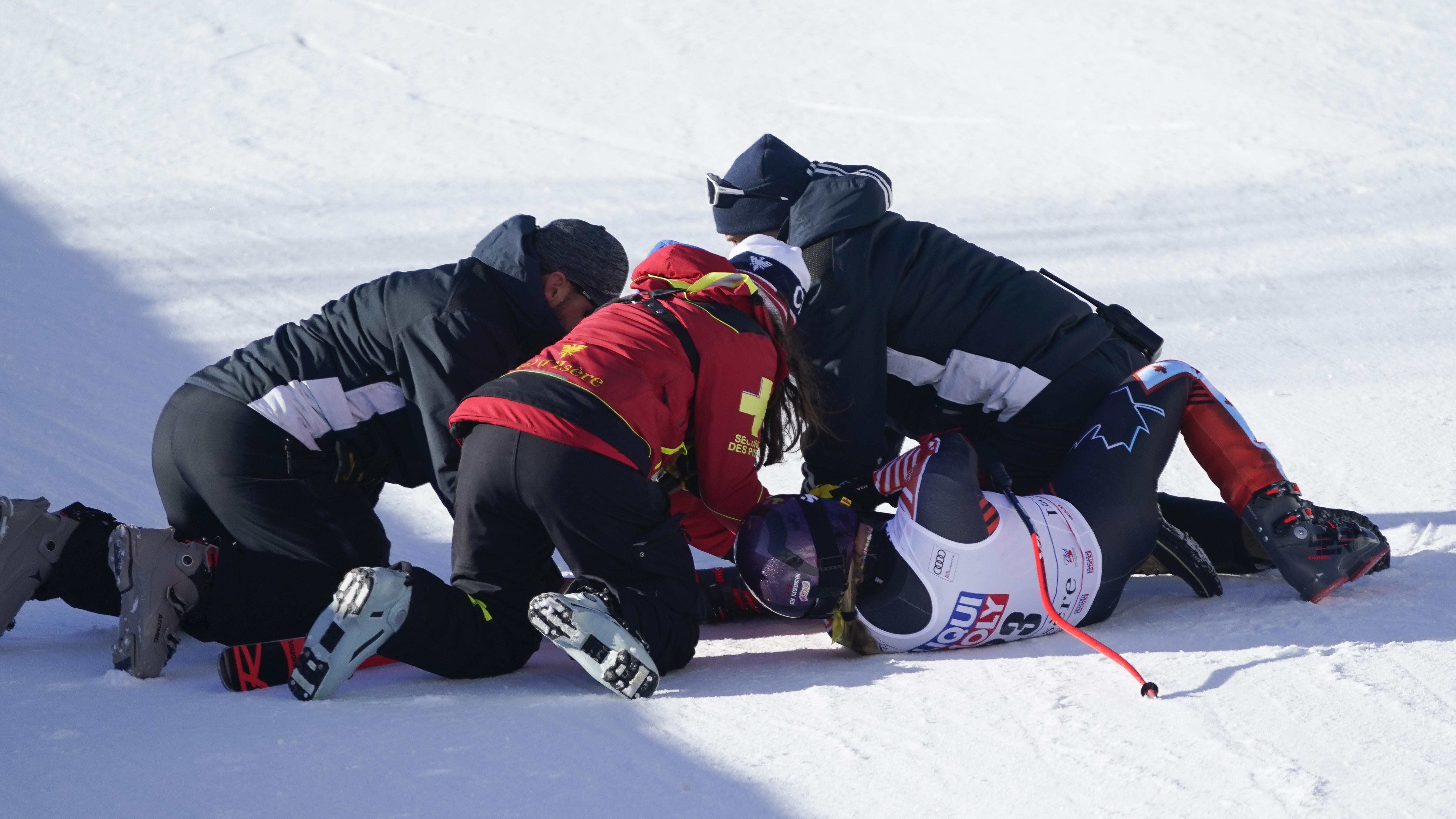 Flury remporte la descente de Val dâIsère