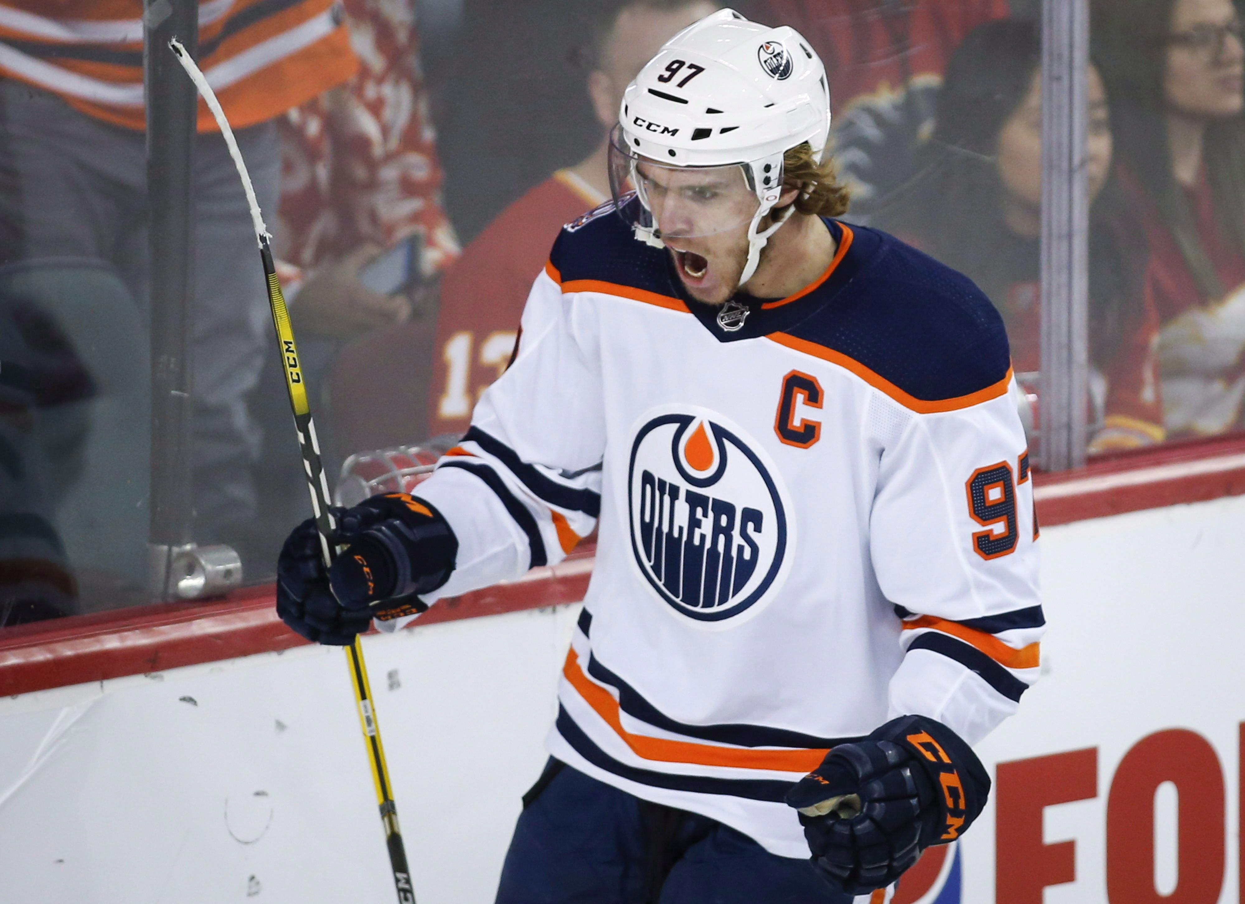 Soudainement, l’avenir des Oilers s’annonce plus lumineux | Radio-Canada.ca - Qui Est Mc Connor Le Joueur D'échecs