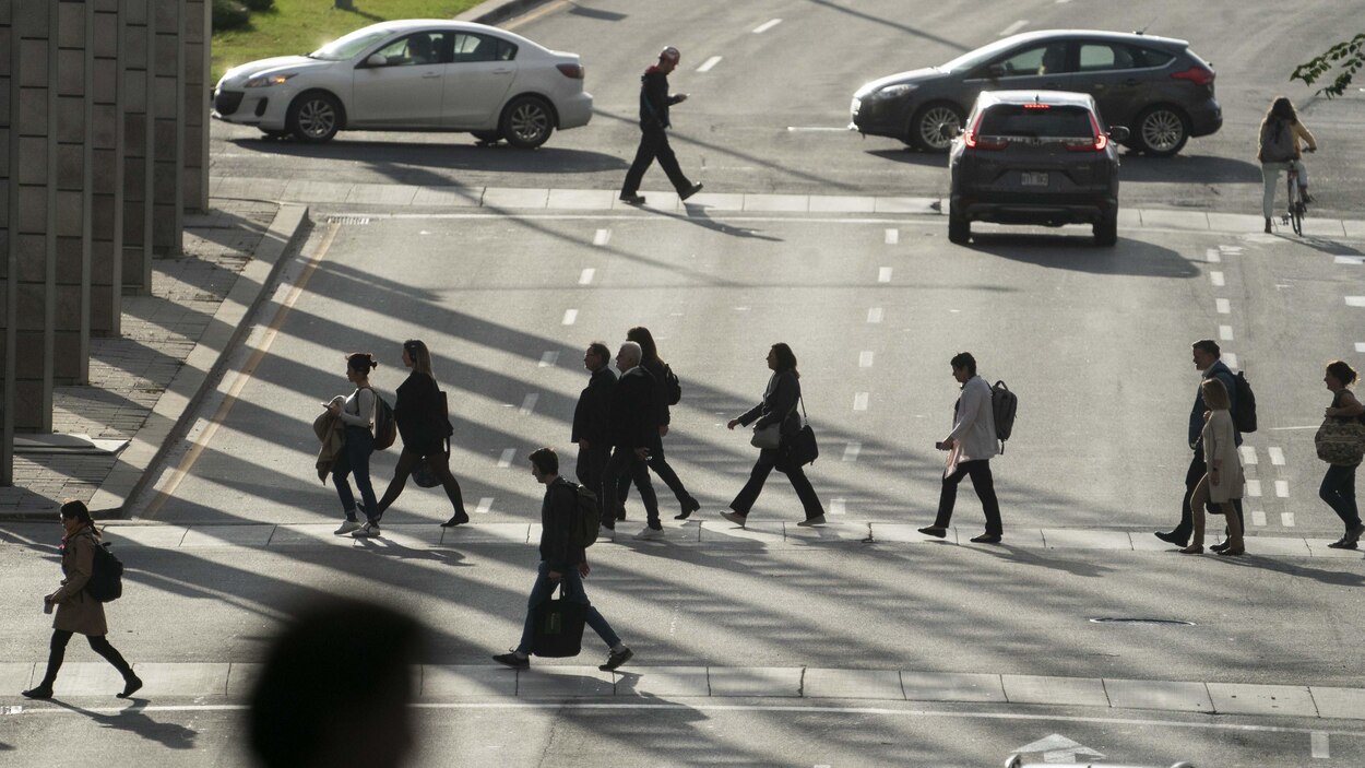 Les immigrants représentent près du quart de la population canadienne ...