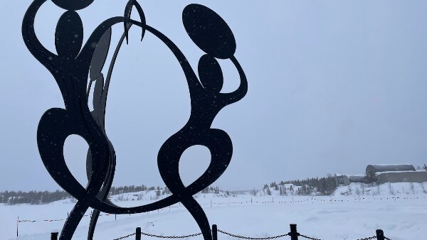À la découverte de l'art public à Yellowknife
À la découverte de l'art public à Yellowknife