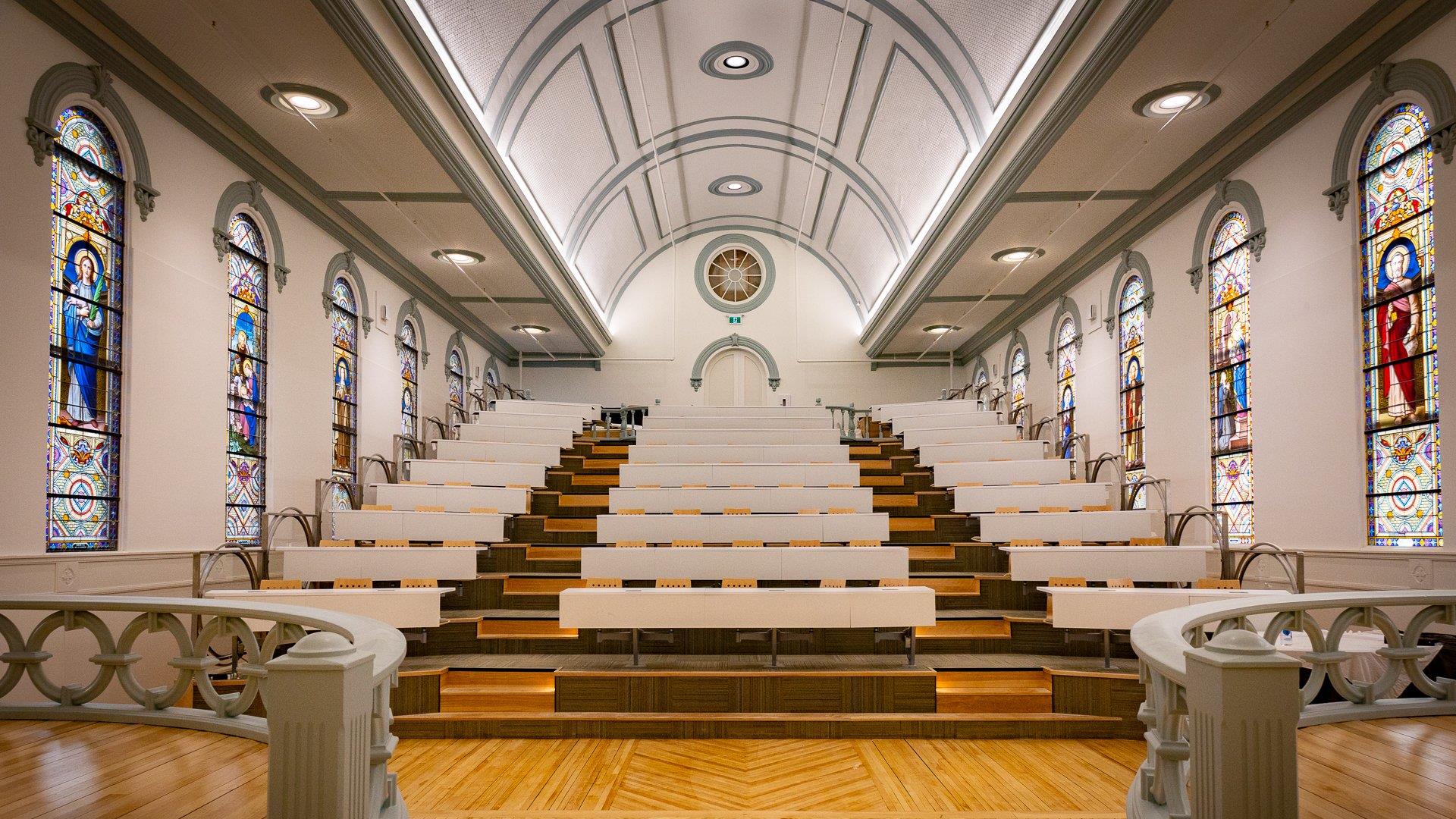 L’Université SainteAnne transforme sa chapelle en amphithéâtre