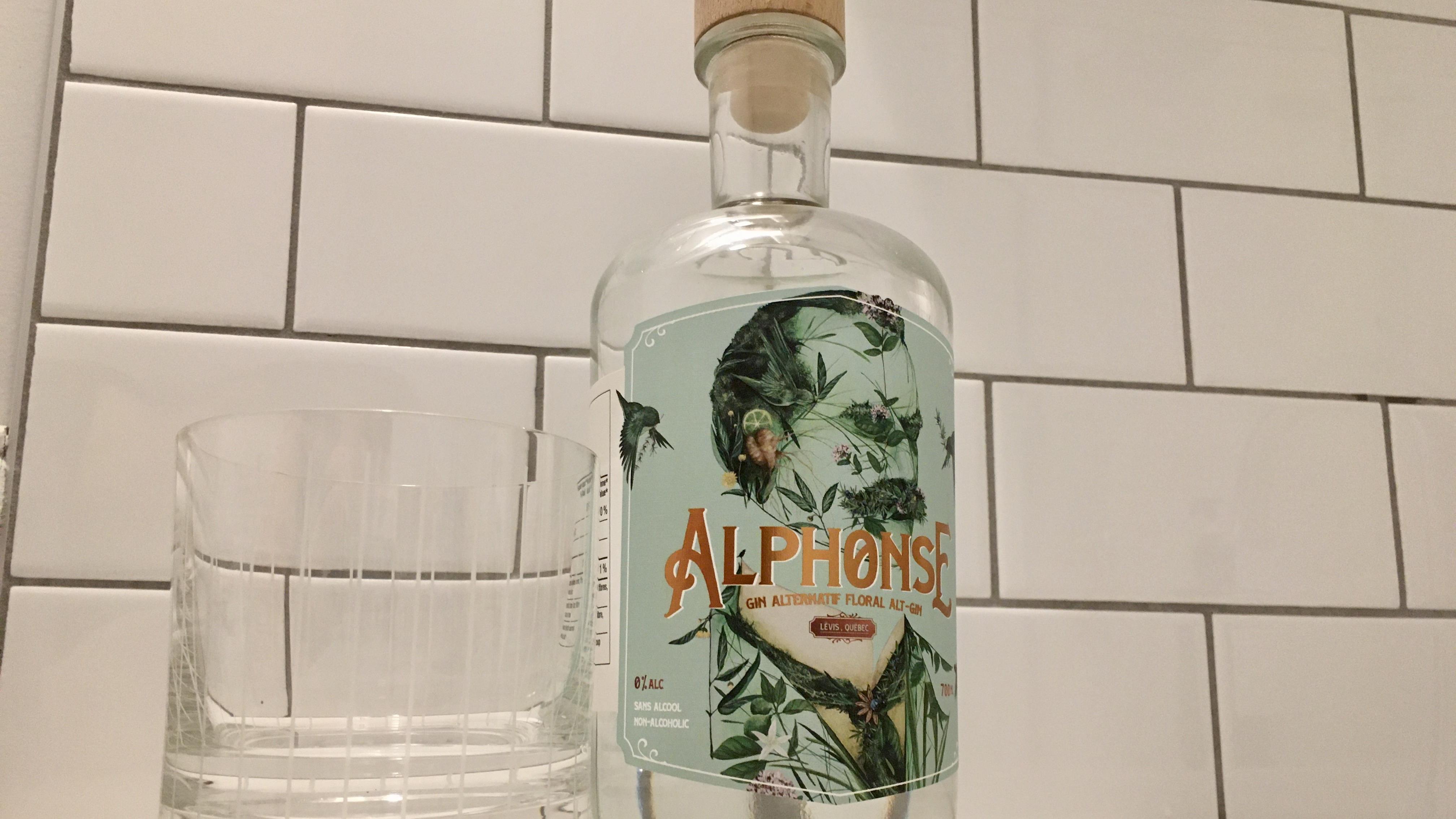 Le gin sans alcool Alphonse de Lévis médaillé à Londres