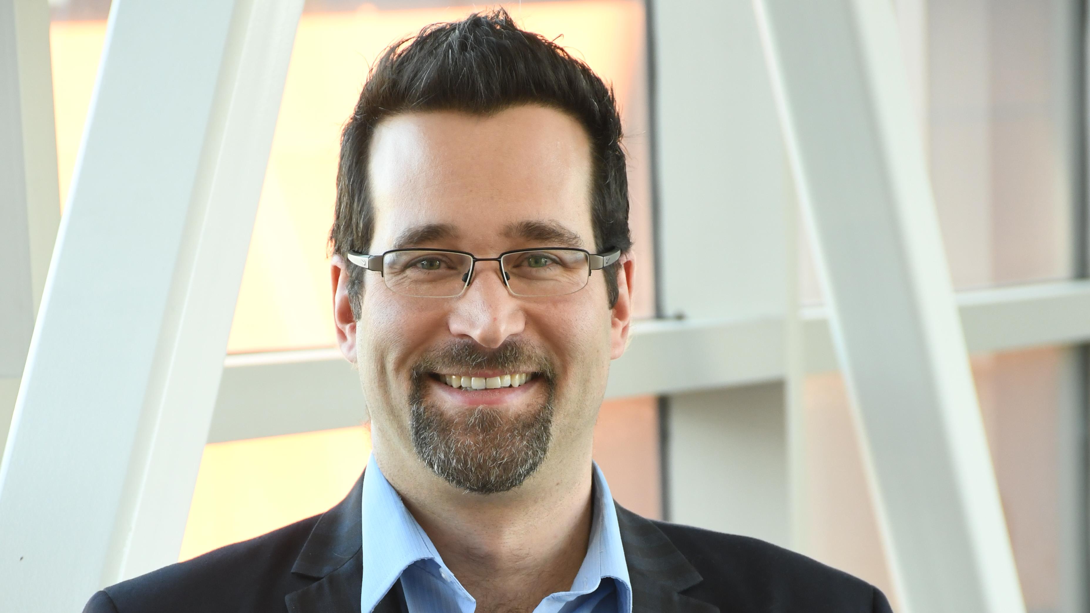 Le chercheur Guillaume StOnge, découverte de l'année 2022 de Québec