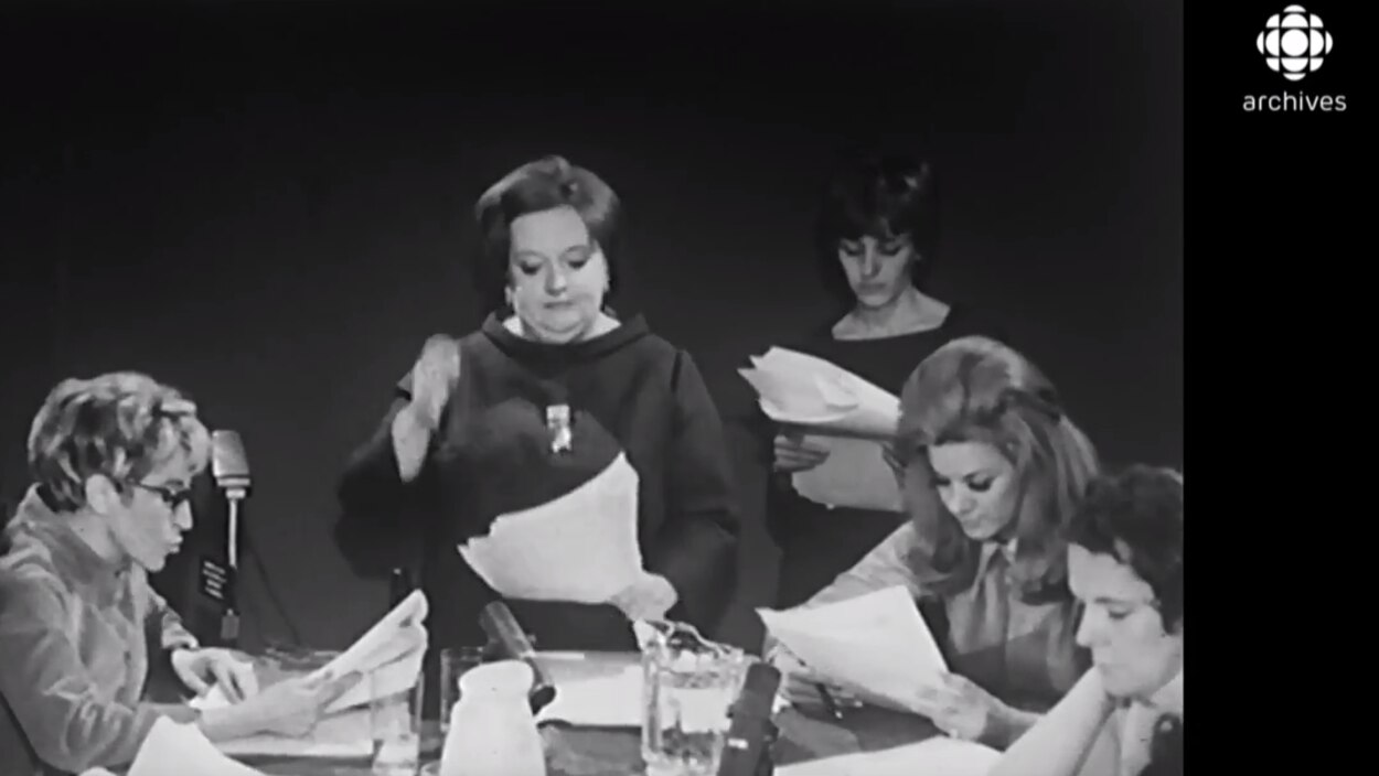 Michel Tremblay Et Les Belles Sœurs Entre Coup De Theatre Et Coup De Poing Radio Canada Ca