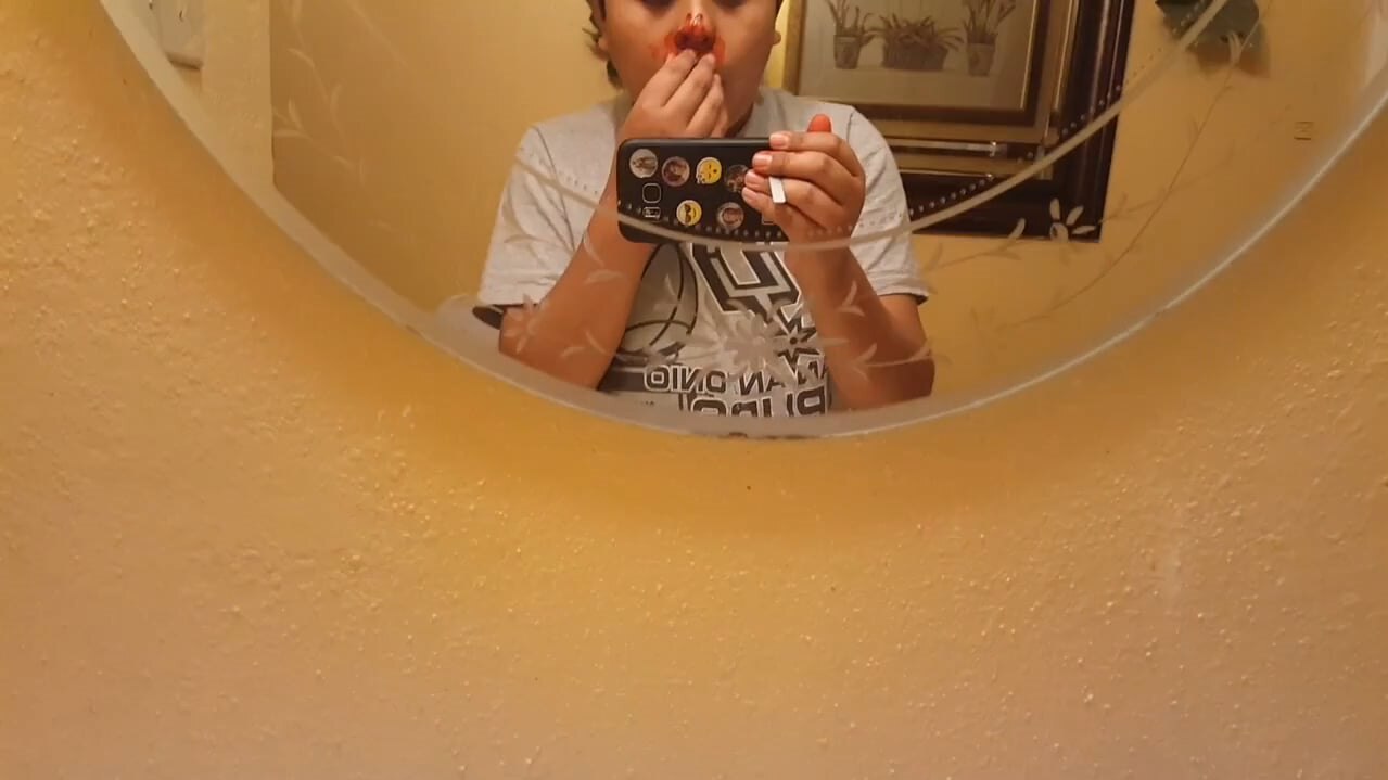 A Self Induced Hallucination une œuvre terrifiante et hallucinante