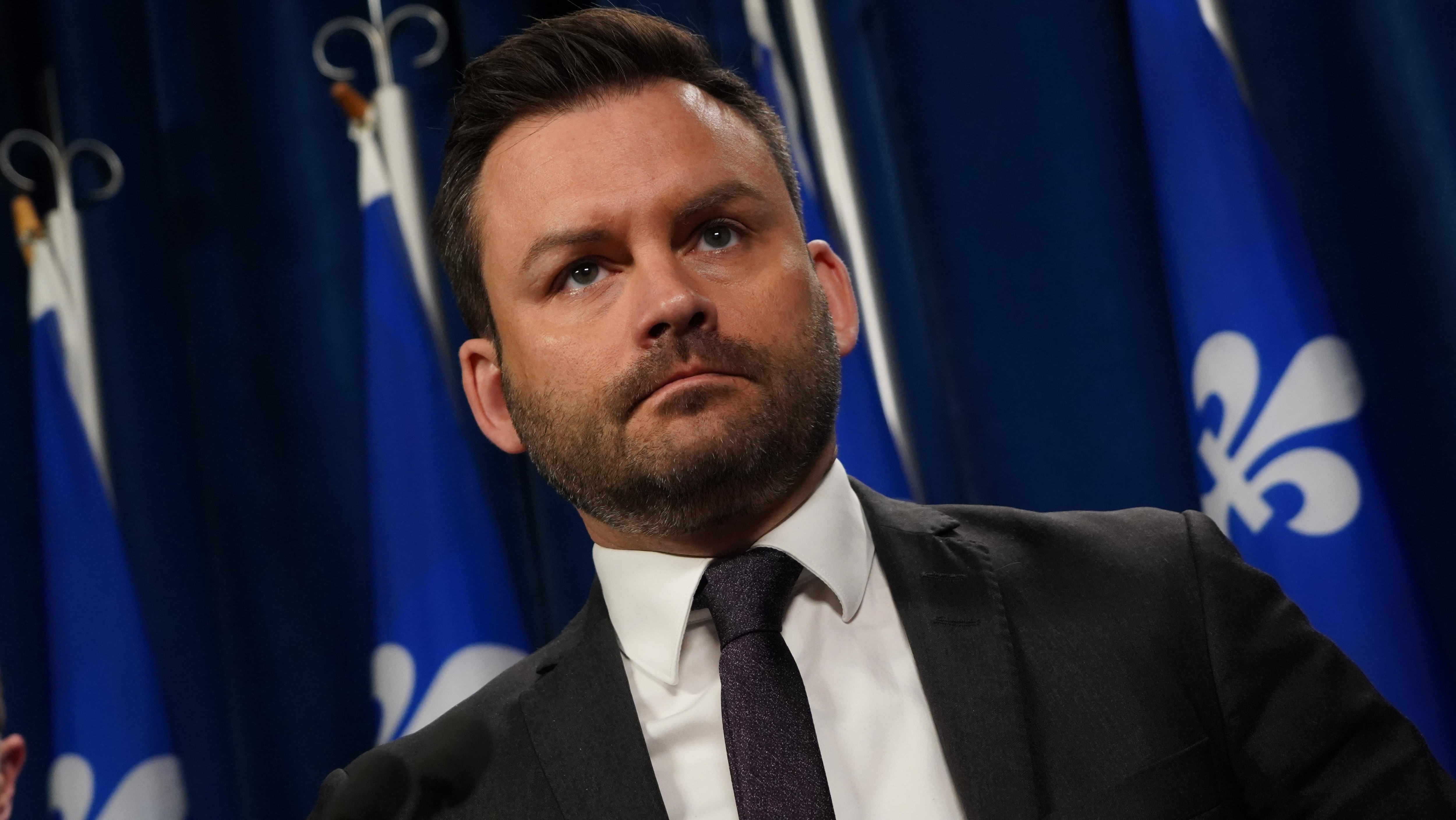 Le PQ accusé de « manque de réalisme » Paul StPierre Plamondon