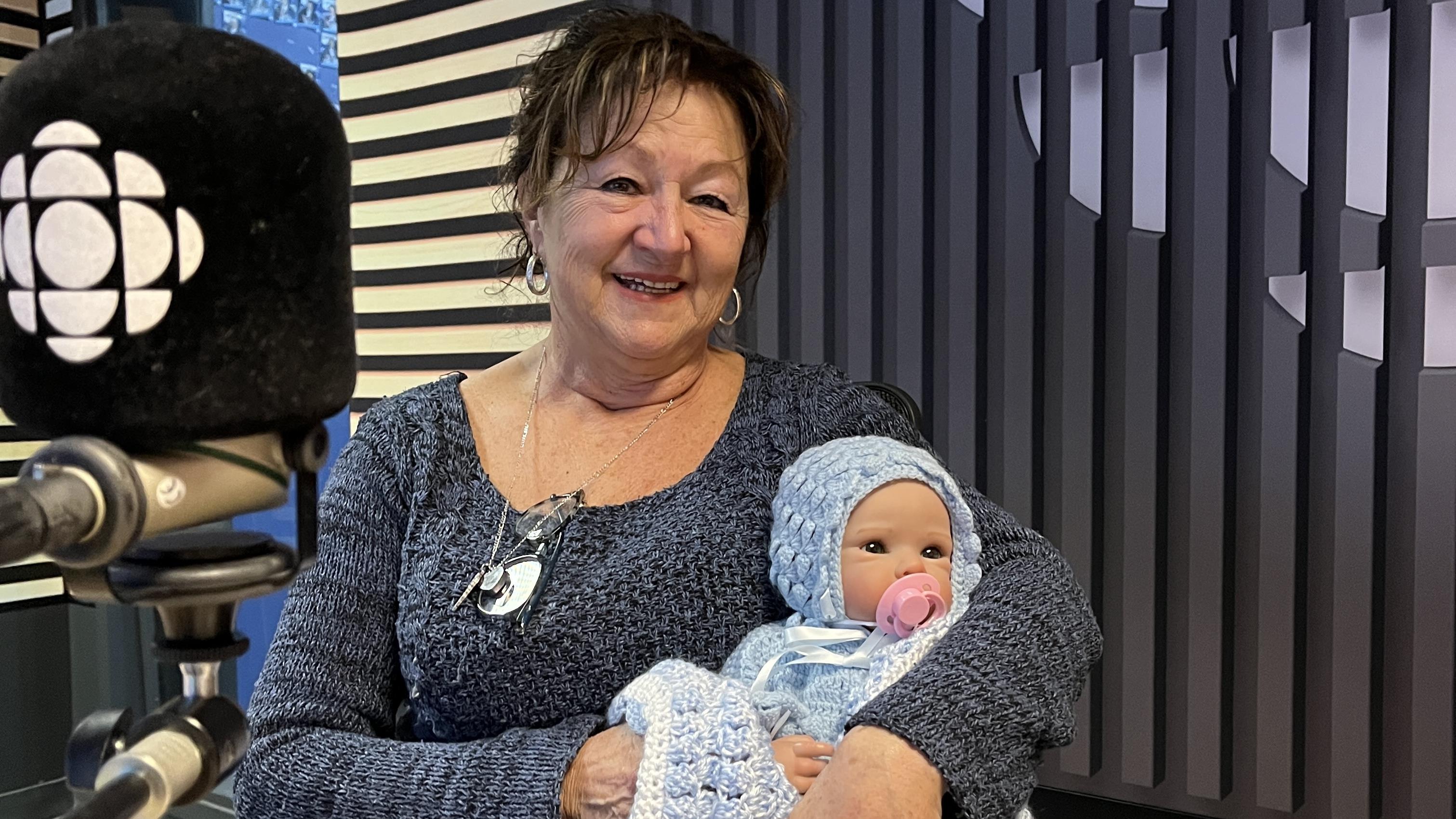 L’initiative touchante des Poupées de Germaine pour nos aînés en Outaouais