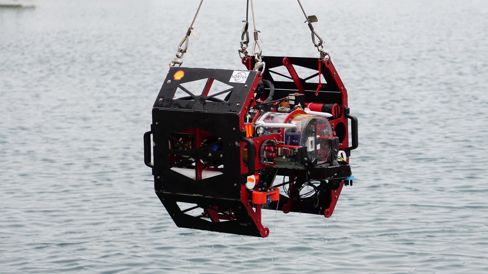 Une équipe albertaine de robotique gagne la 4e place à RoboSub | OHdio ...