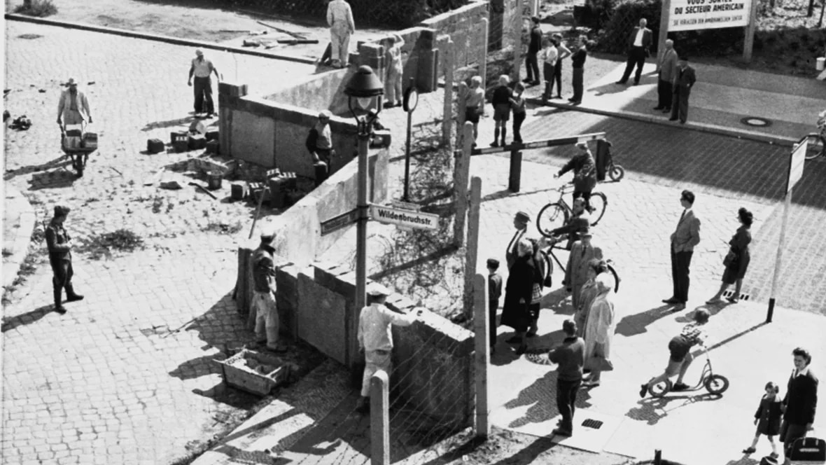 Le 60e anniversaire de la construction du mur de Berlin