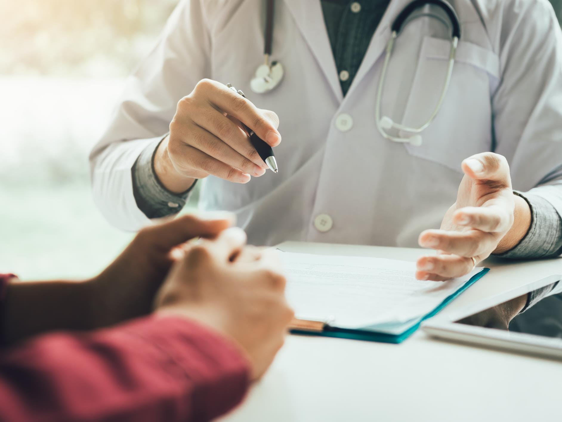 Une route vers les soins trop coûteuse