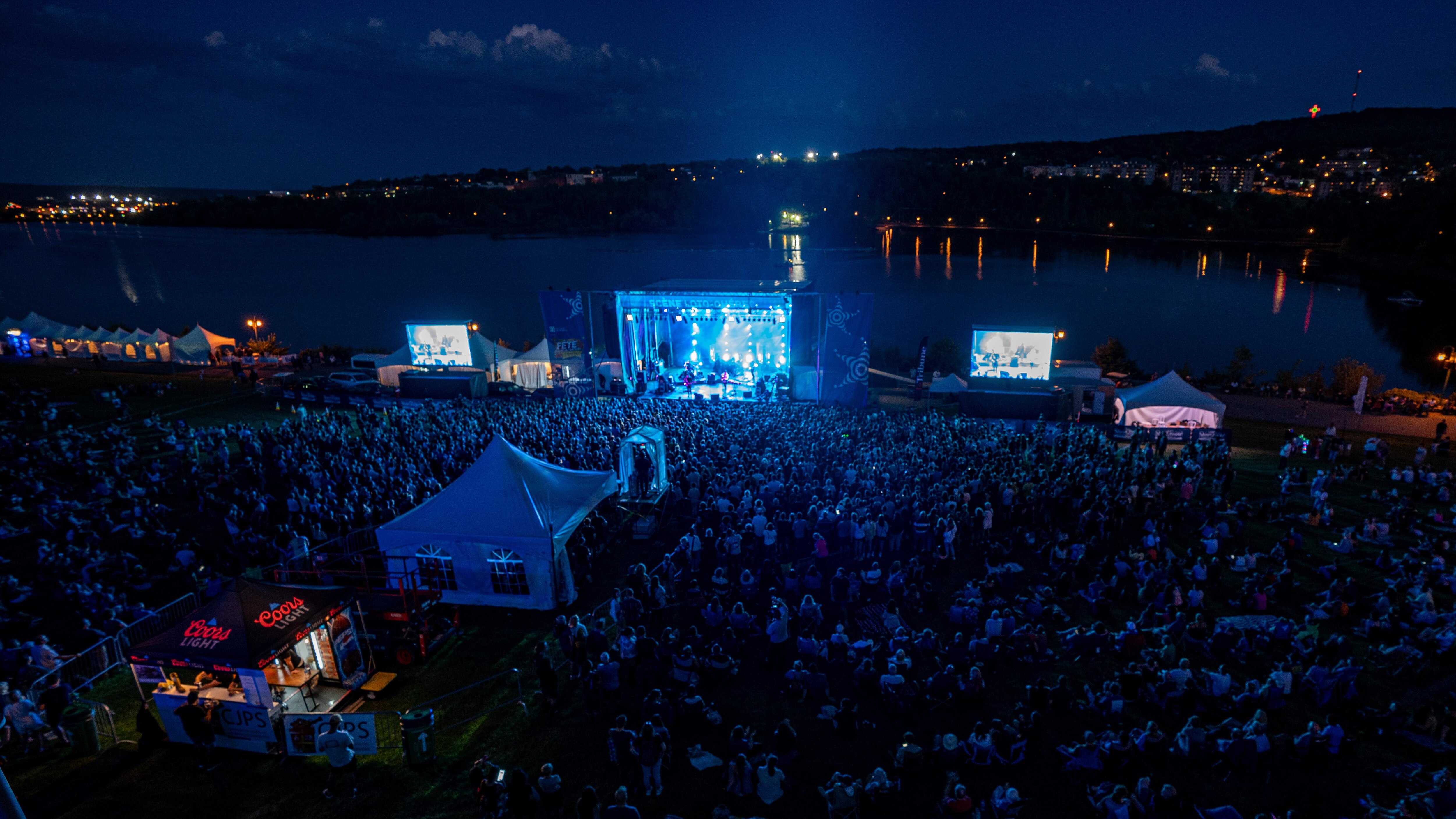 Sondage sur les festivals et événements à Sherbrooke : entrevue avec Emilie Pinard
Sondage sur les festivals et événements à Sherbrooke : entrevue avec Emilie Pinard