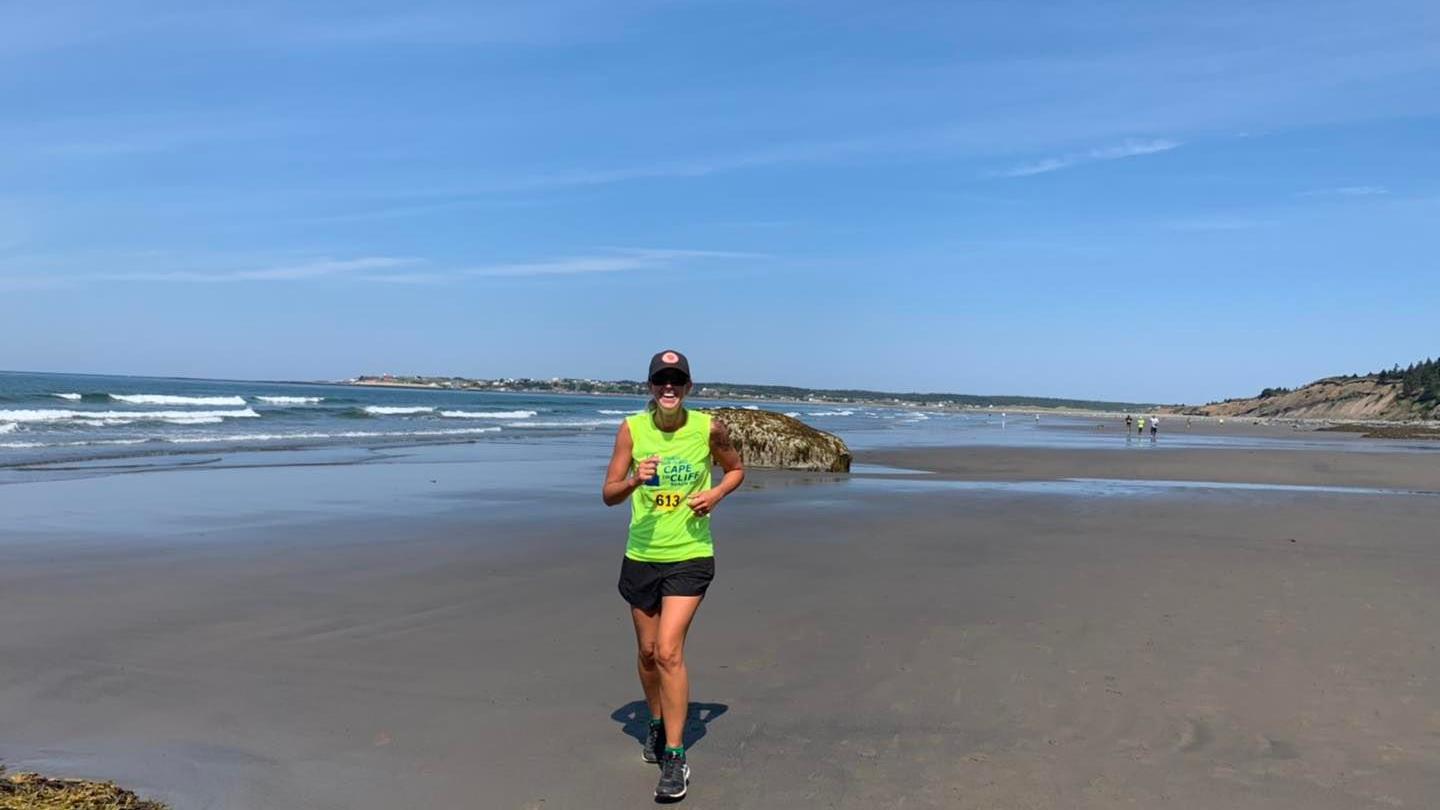 Jenny LeBlanc, participante à la course Phare aux falaises
Jenny LeBlanc, participante à la course Phare aux falaises