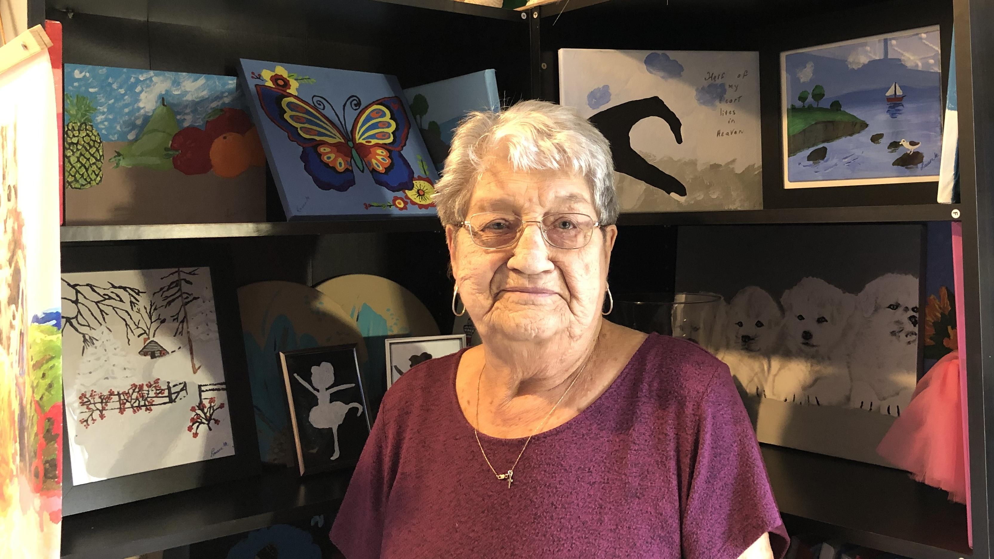Laura Maillet s'évade dans son studio pour peindre depuis l'âge de 83
Laura Maillet s'évade dans son studio pour peindre depuis l'âge de 83