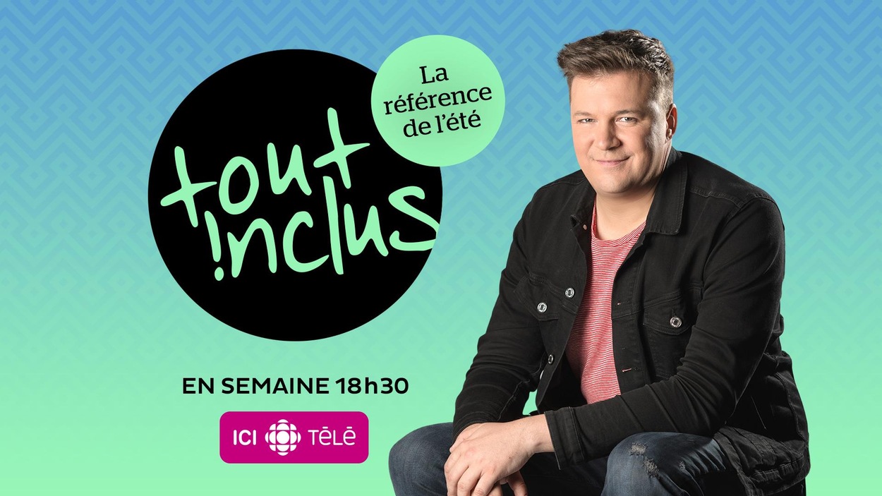 Jean-François Chevrier est assis à côté du logo de l'émission.