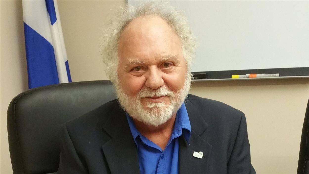 Le préfet de la Matanie et maire de Grosses-Roches, André Morin Le préfet de la Matanie et maire de Grosses-Roches, André Morin
