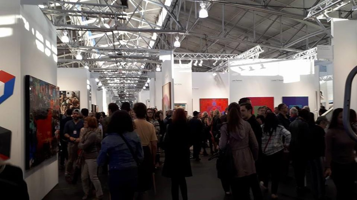 Public au Art Market de San Francisco Public au Art Market de San Francisco
