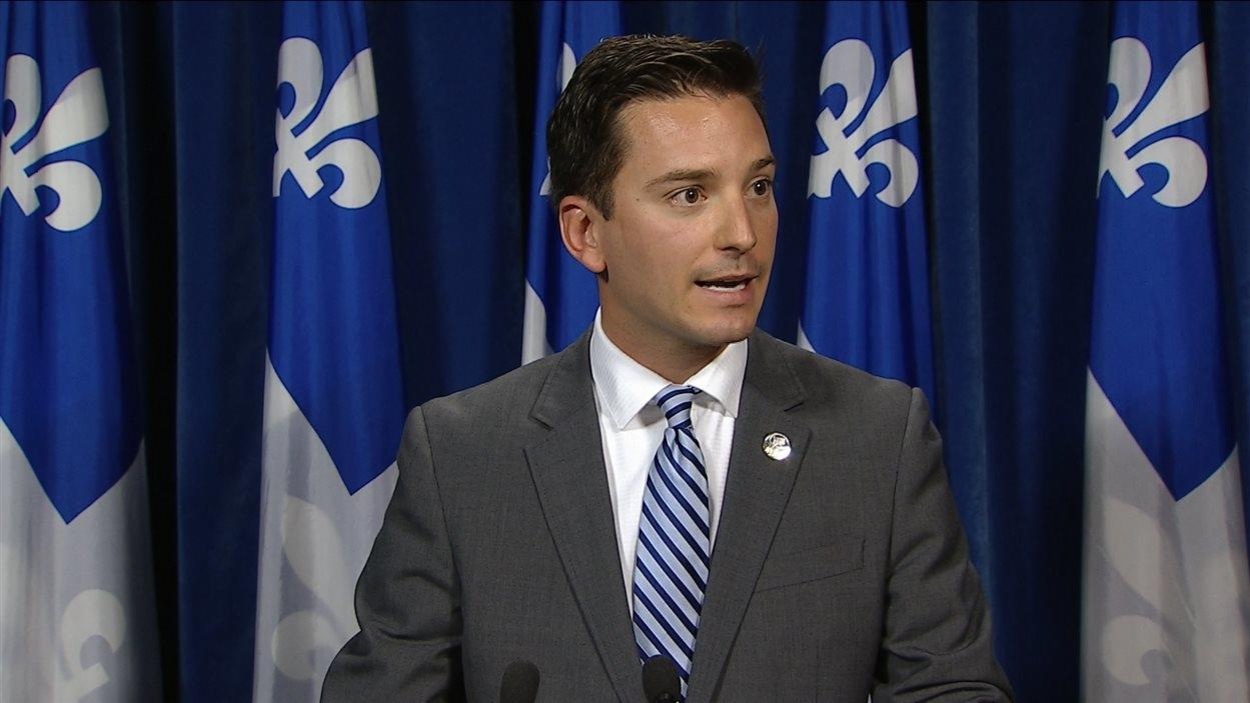 Simon Jolin-Barrette en point de presse Simon Jolin-Barrette en point de presse