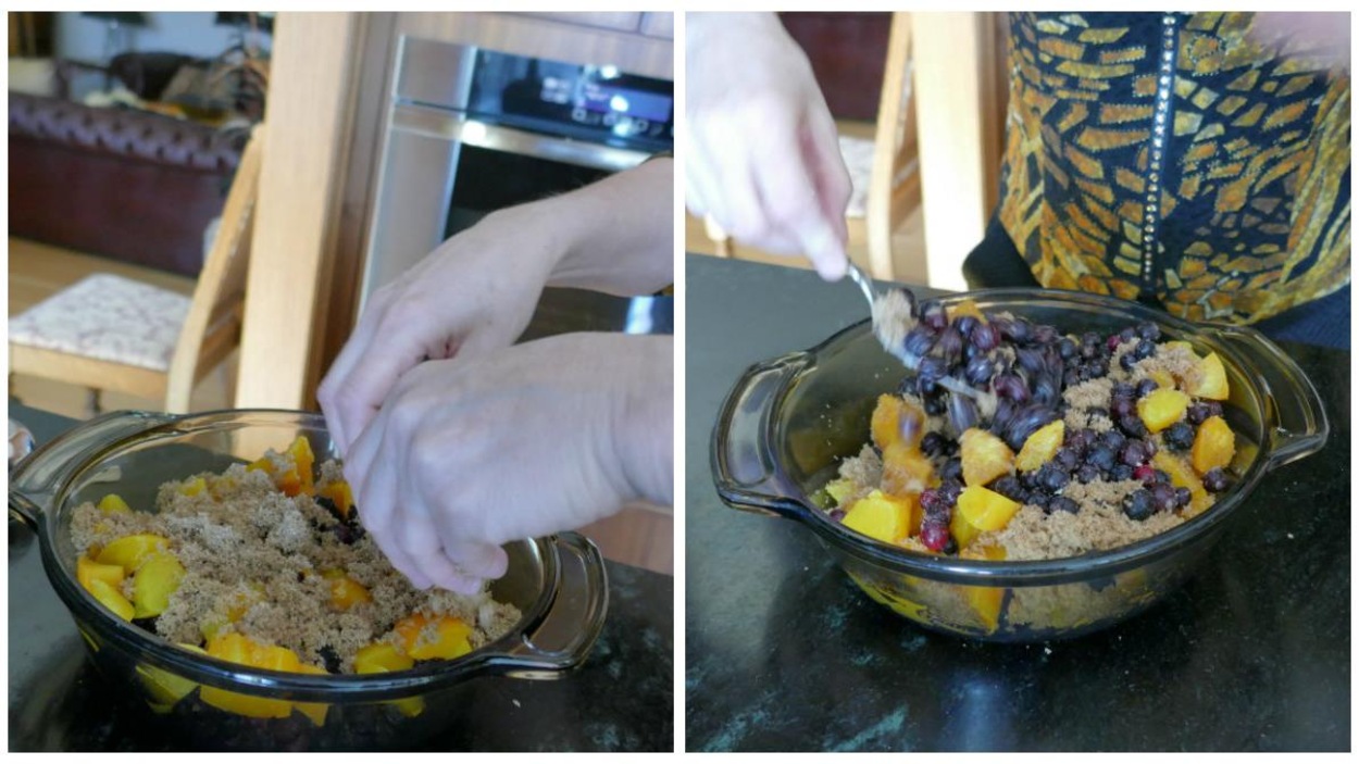 Les fruits et la cassonade. Les fruits et la cassonade.