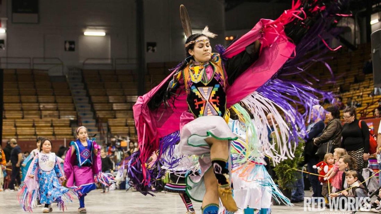 Guide 101 des pow-wow Guide 101 des pow-wow