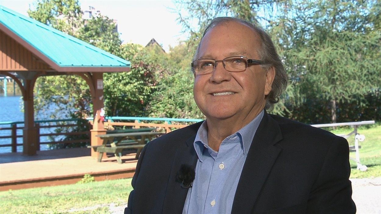 Bernard Valcourt Bernard Valcourt