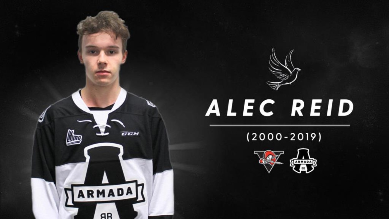 Alec Reid, joueur de l'Armada de Blainville-Boisbriand, est décédé à 18 ans de complications reliées à l'épilepsie. Alec Reid, joueur de l'Armada de Blainville-Boisbriand, est décédé à 18 ans de complications reliées à l'épilepsie.