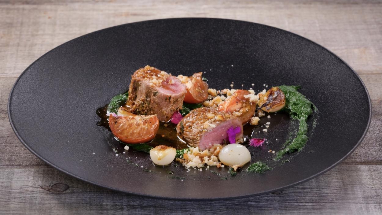 Agneau de presque l’été en croûte de sel Agneau de presque l’été en croûte de sel