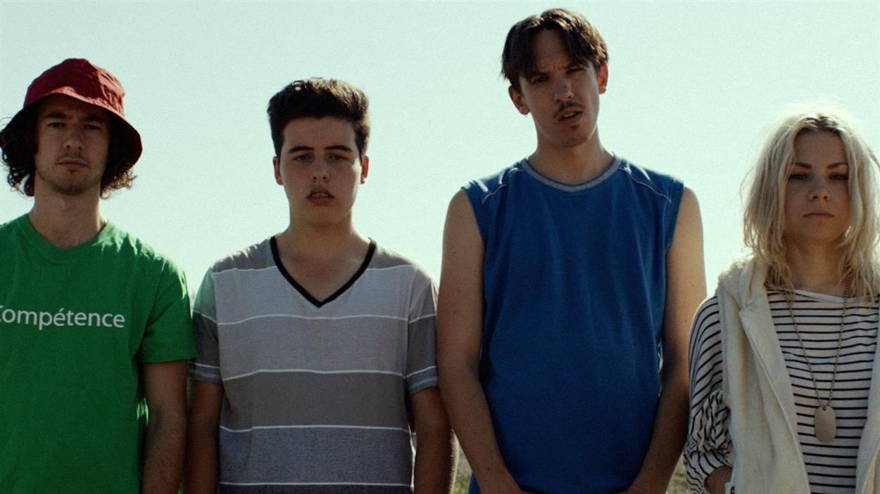 Simon Pigon, Étienne Galloy, Alexandre Lavigne et Constance Massicotte dans <i>Prank</i>, de Vincent Biron Simon Pigon, Étienne Galloy, Alexandre Lavigne et Constance Massicotte dans <i>Prank</i>, de Vincent Biron