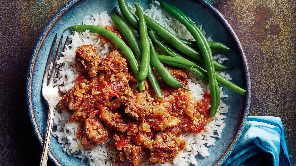 Avec du riz et des haricots verts